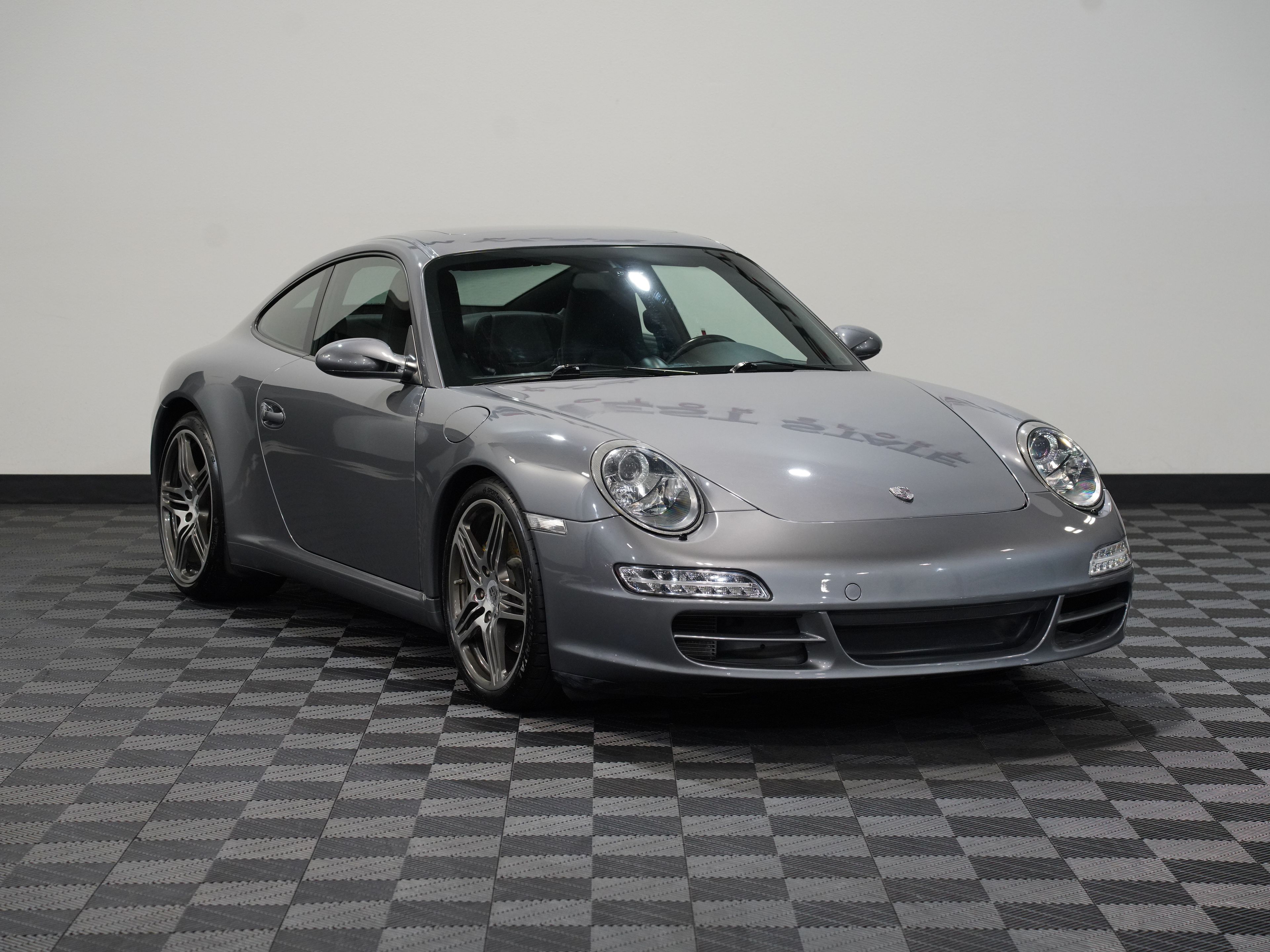GRAY, 2007 PORSCHE 911 Image 5