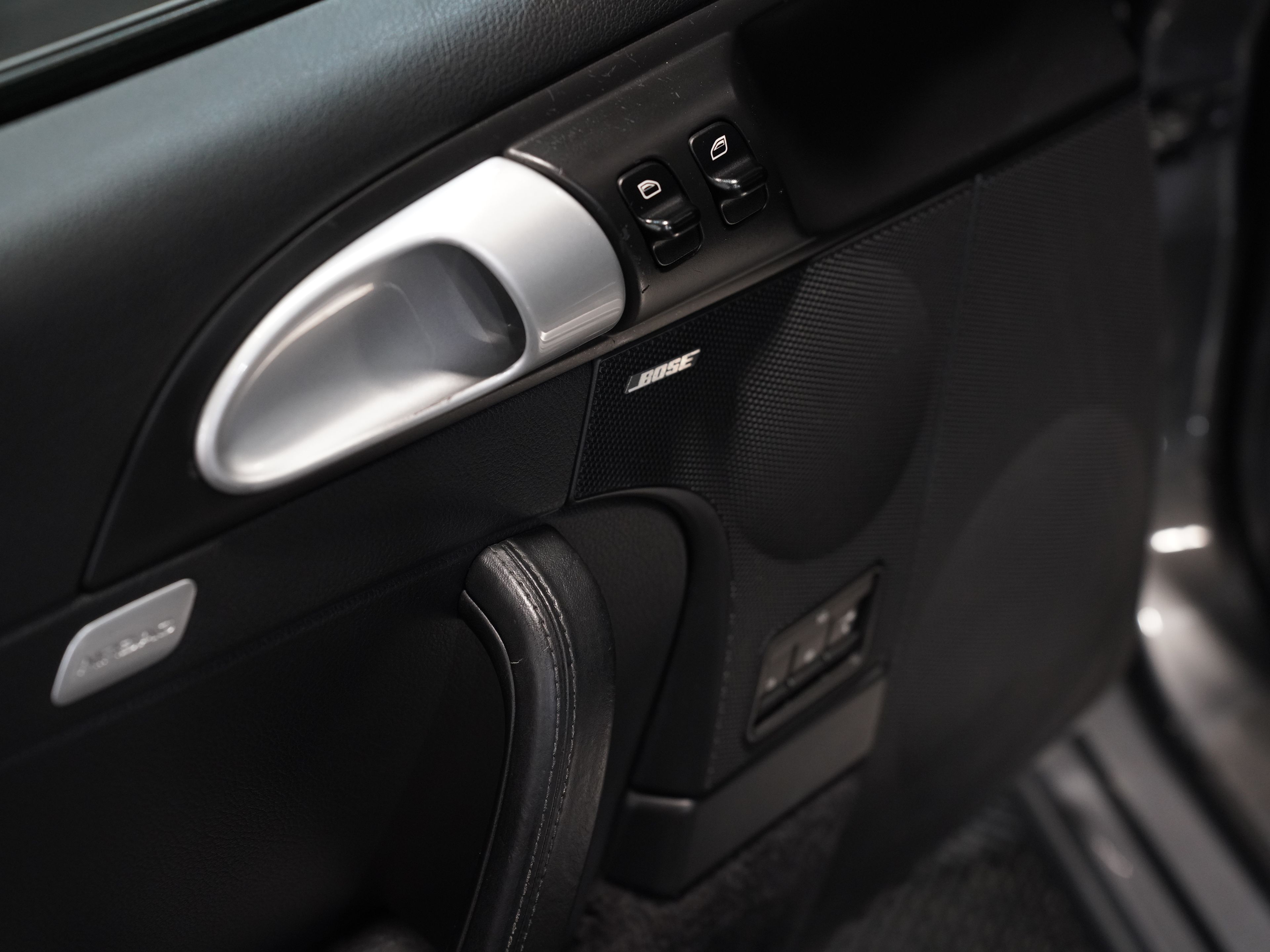 GRAY, 2007 PORSCHE 911 Image 21