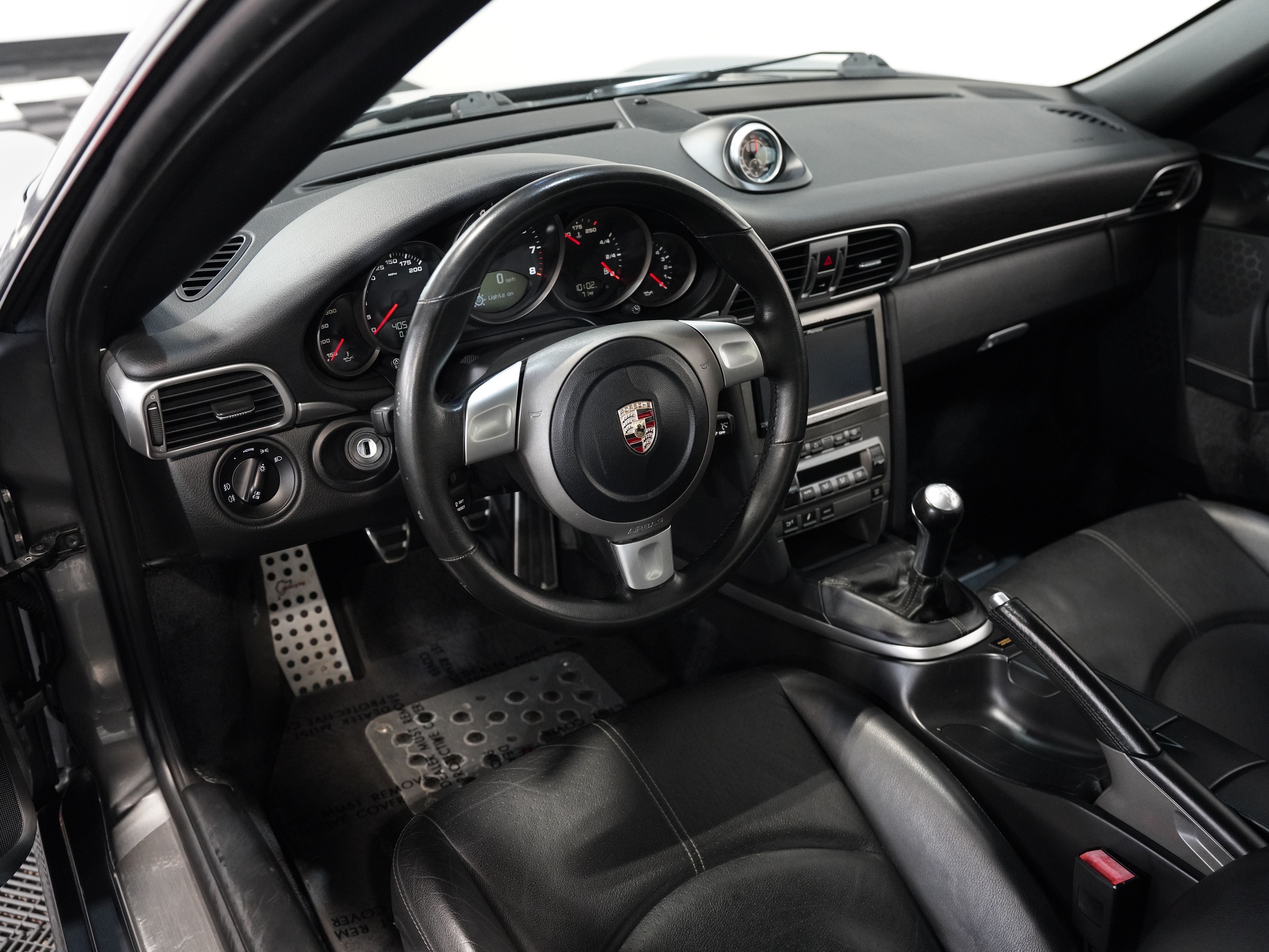 GRAY, 2007 PORSCHE 911 Image 36