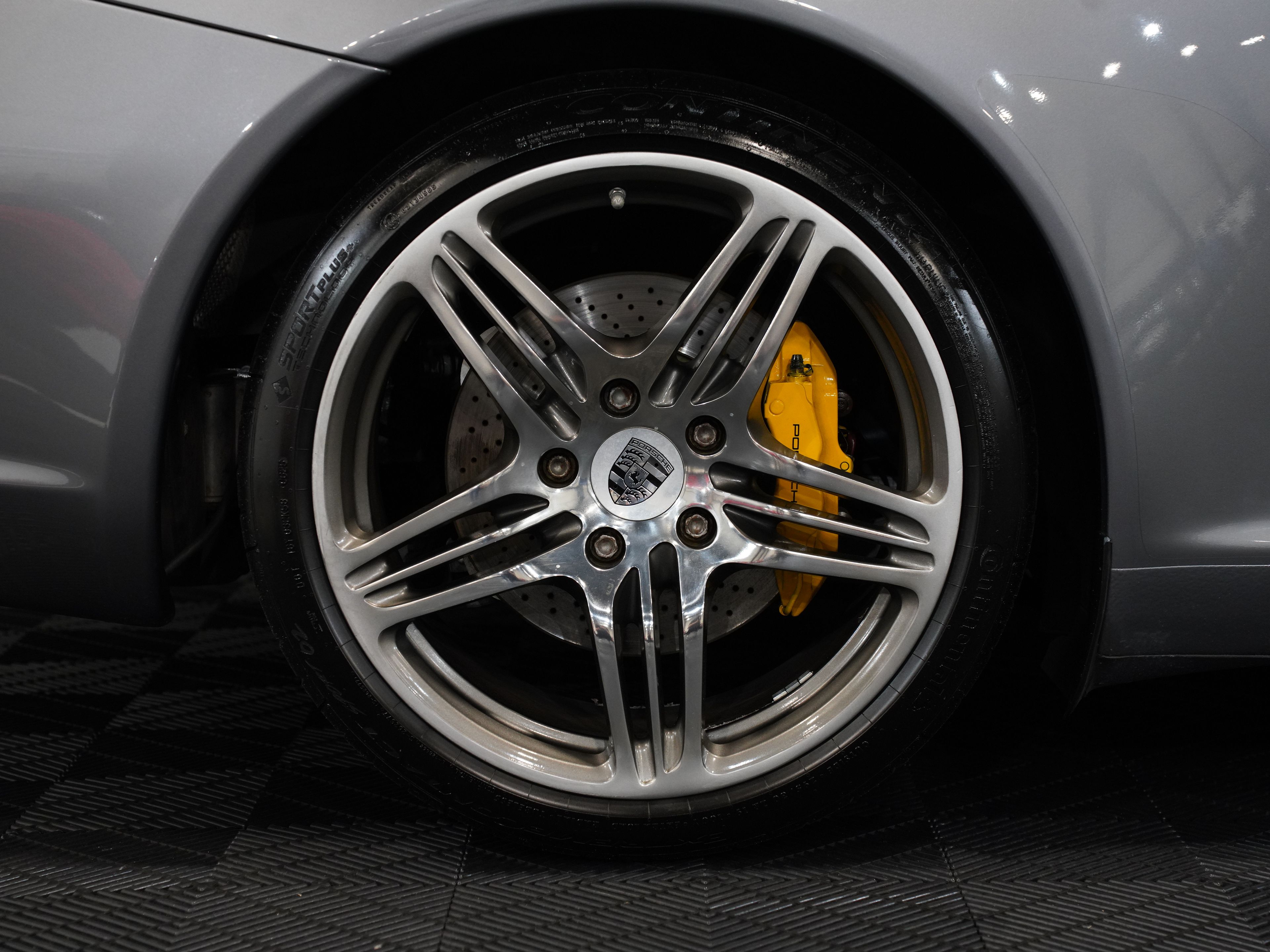 GRAY, 2007 PORSCHE 911 Image 47