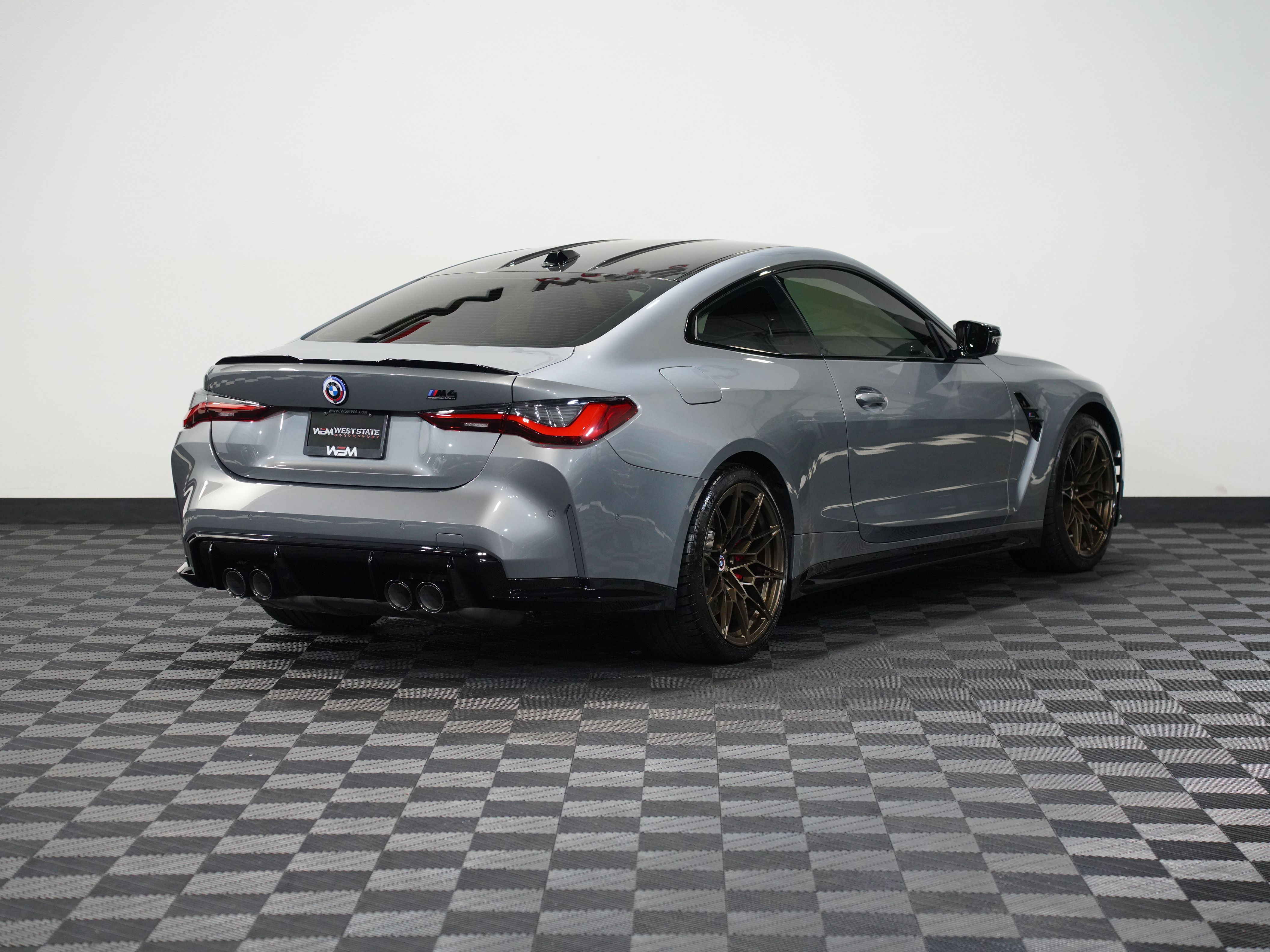 2024 BMW M4 Image 6
