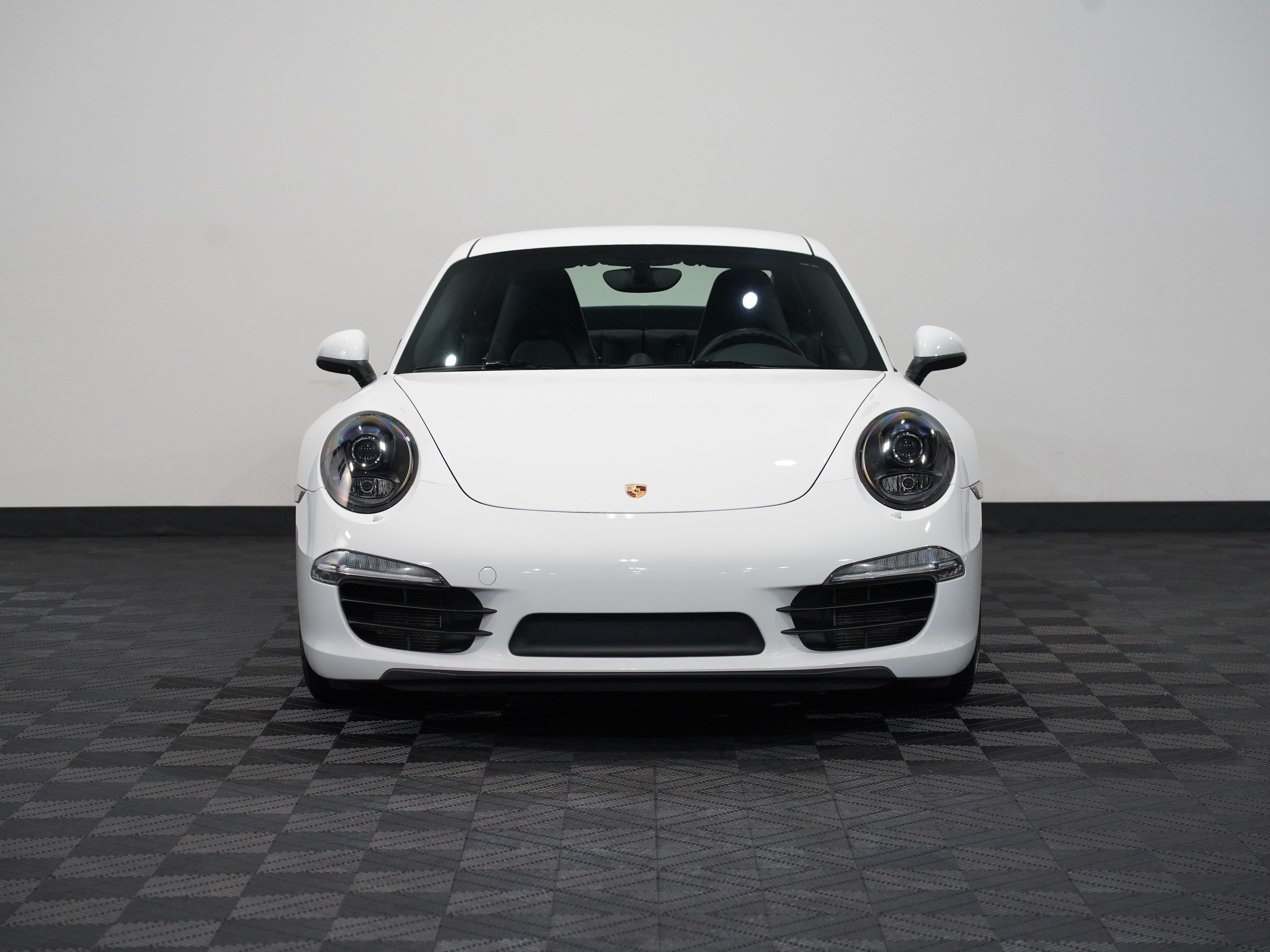 2014 PORSCHE 911 Image 4