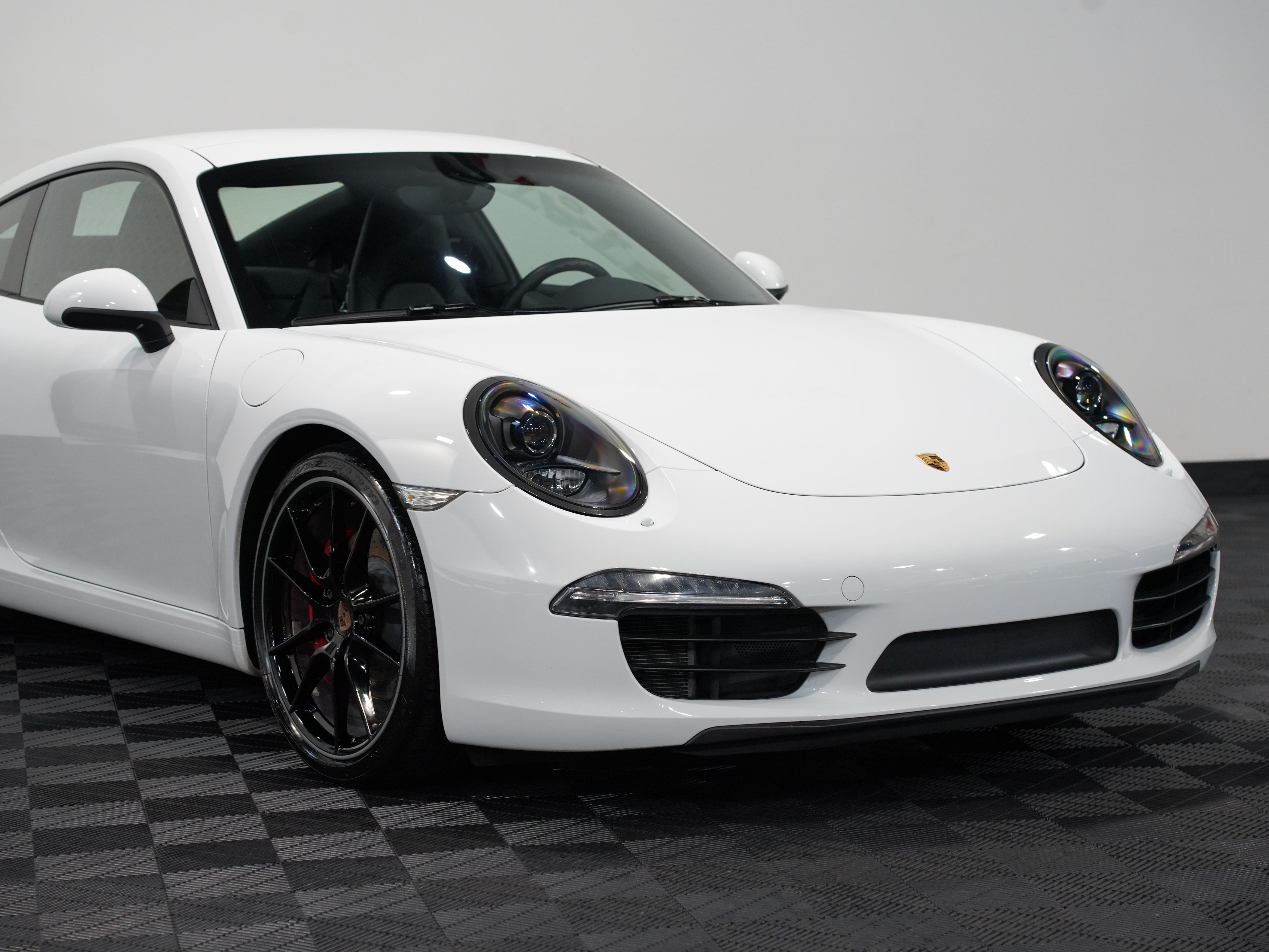 2014 PORSCHE 911 Image 9