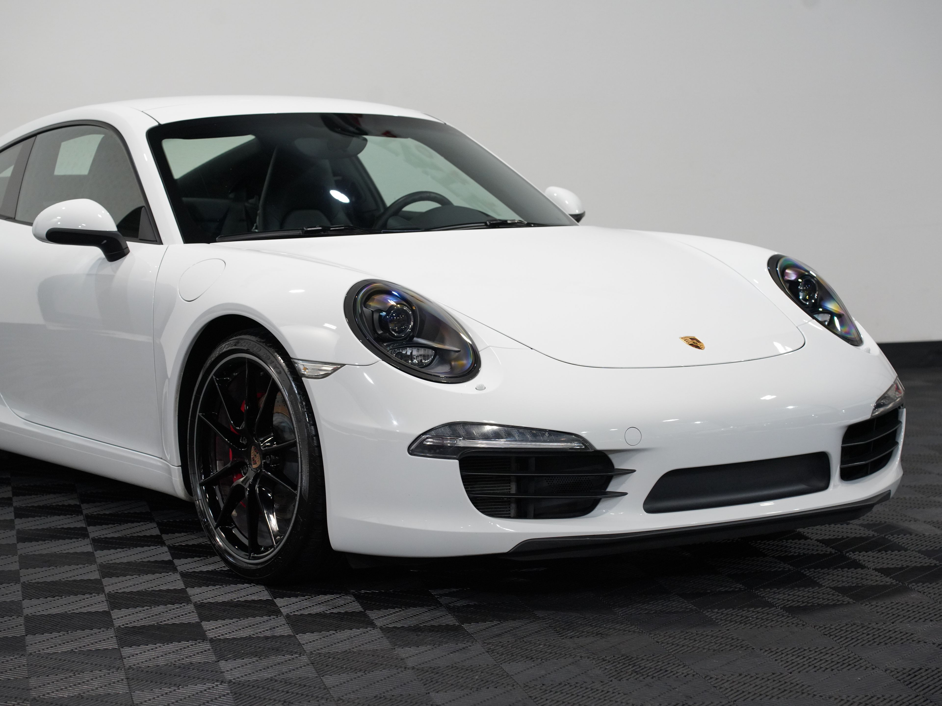 2014 PORSCHE 911 Image 9