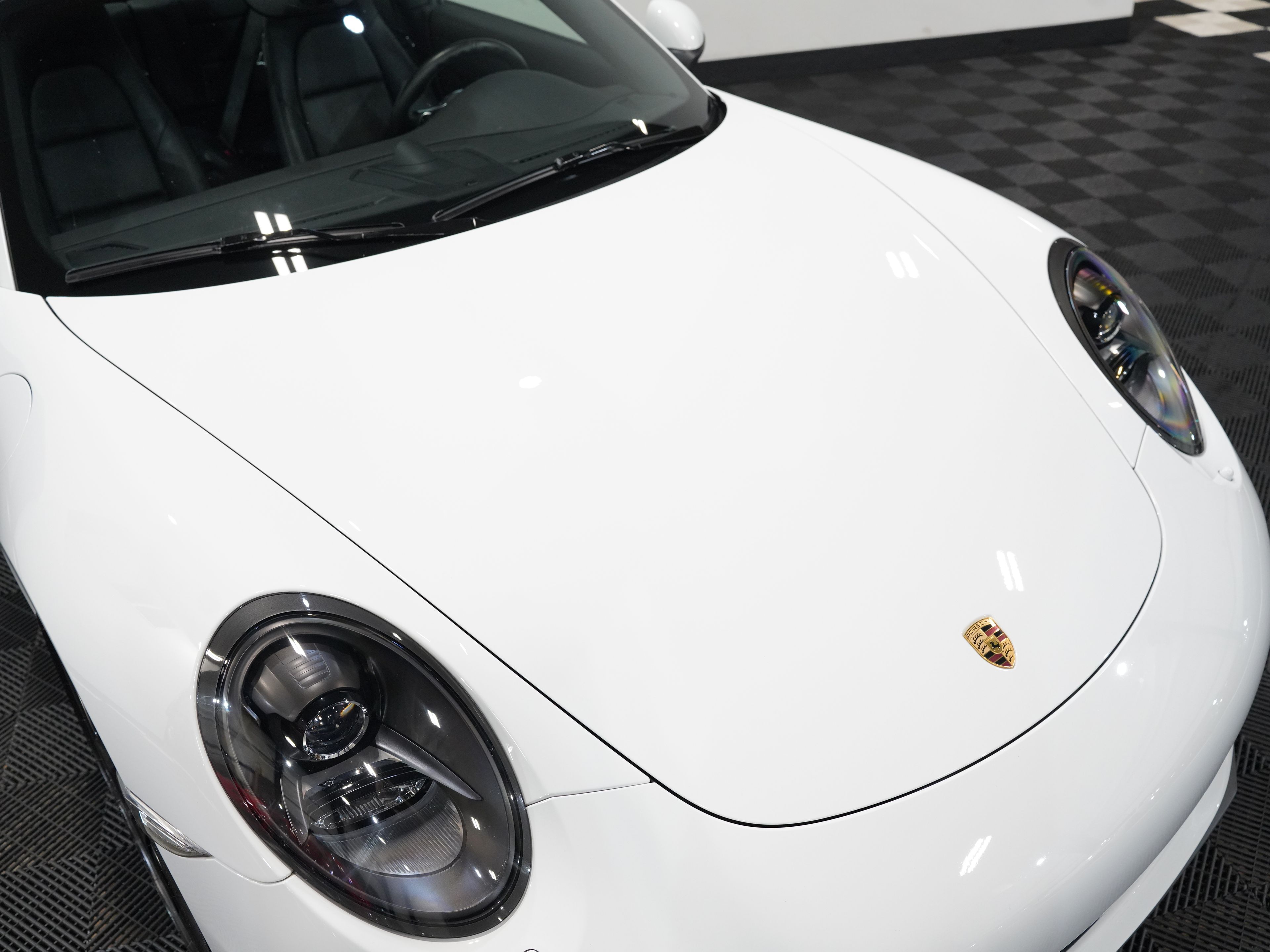 2014 PORSCHE 911 Image 12
