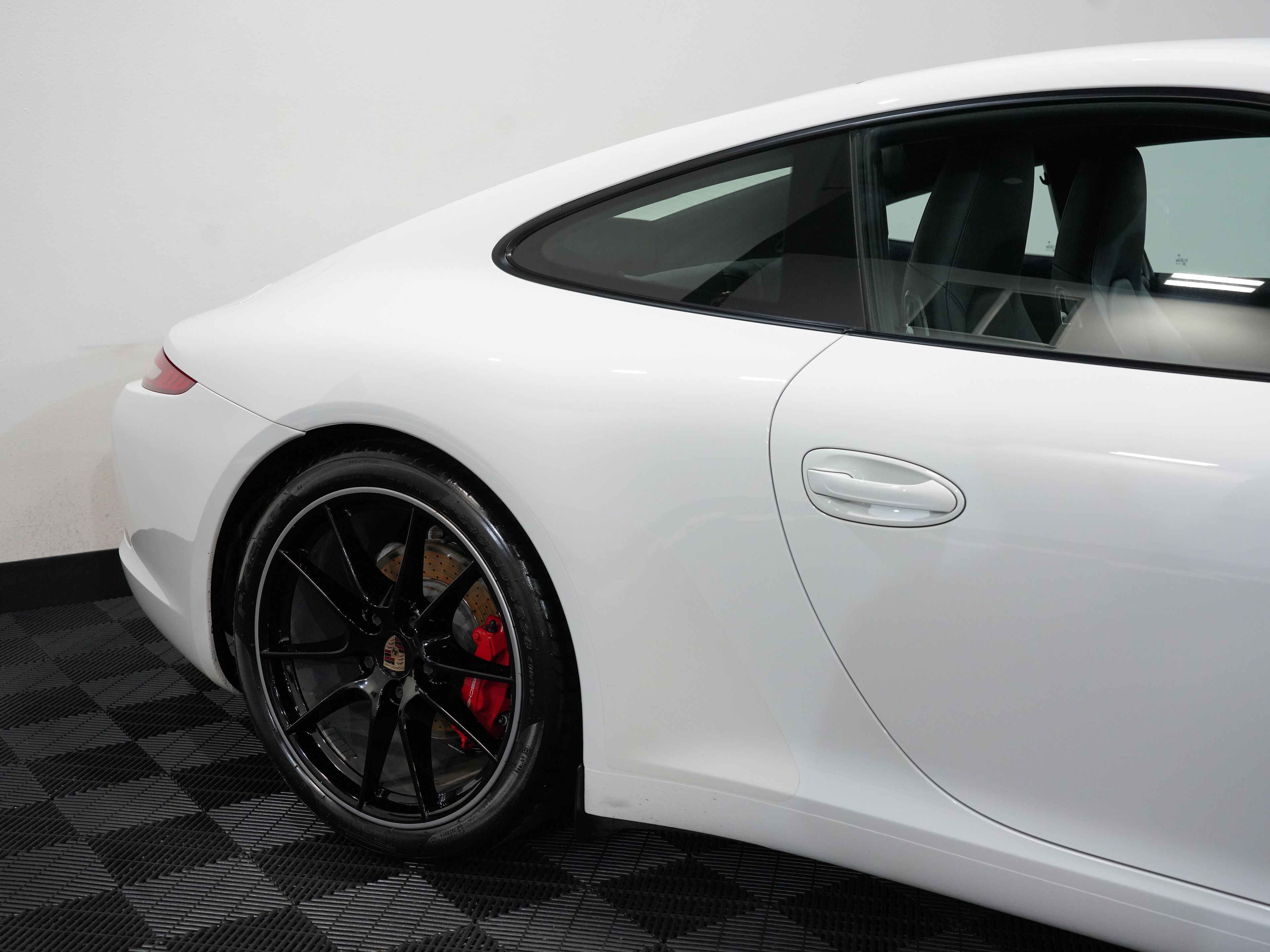 2014 PORSCHE 911 Image 13