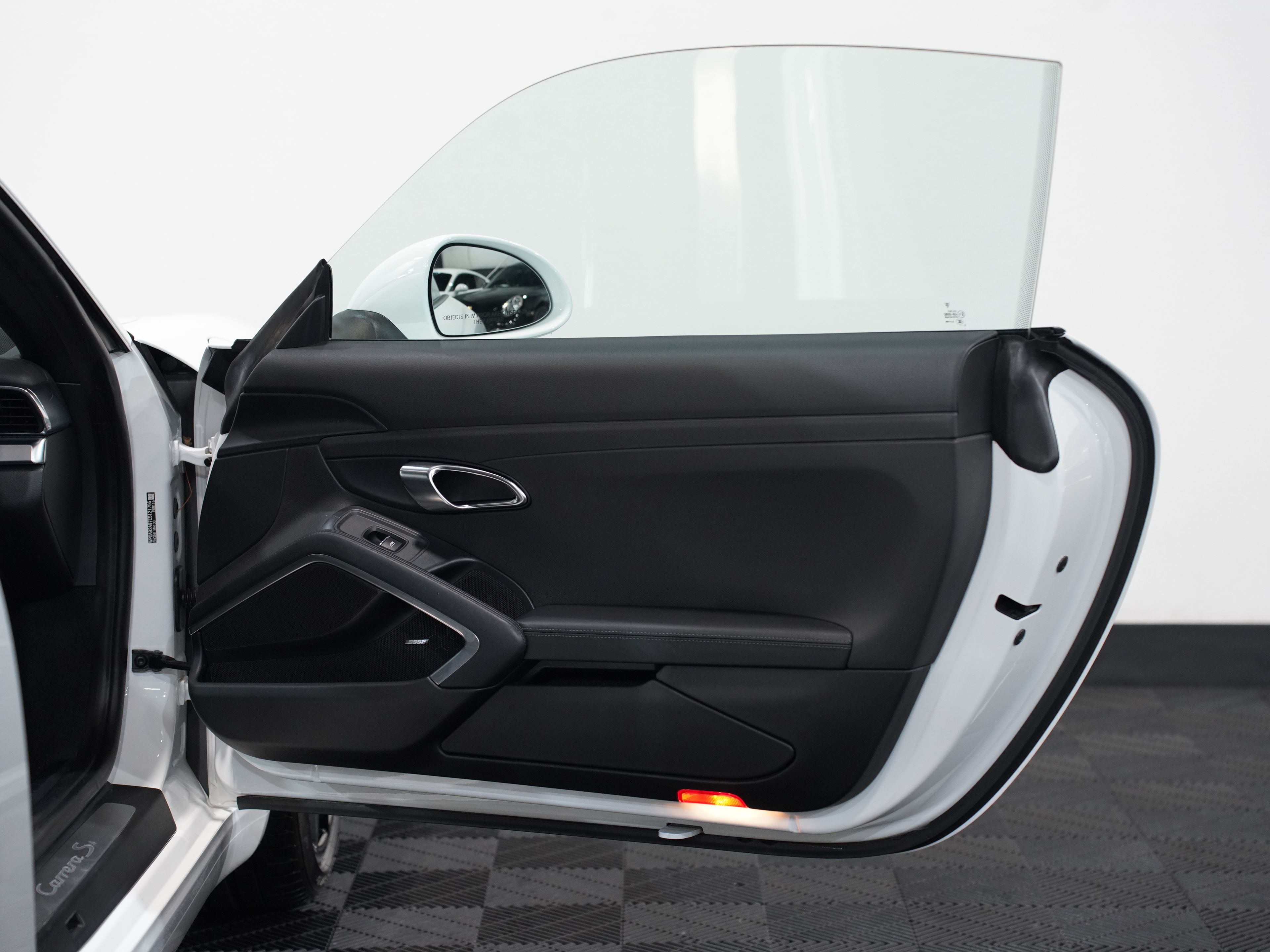 2014 PORSCHE 911 Image 21