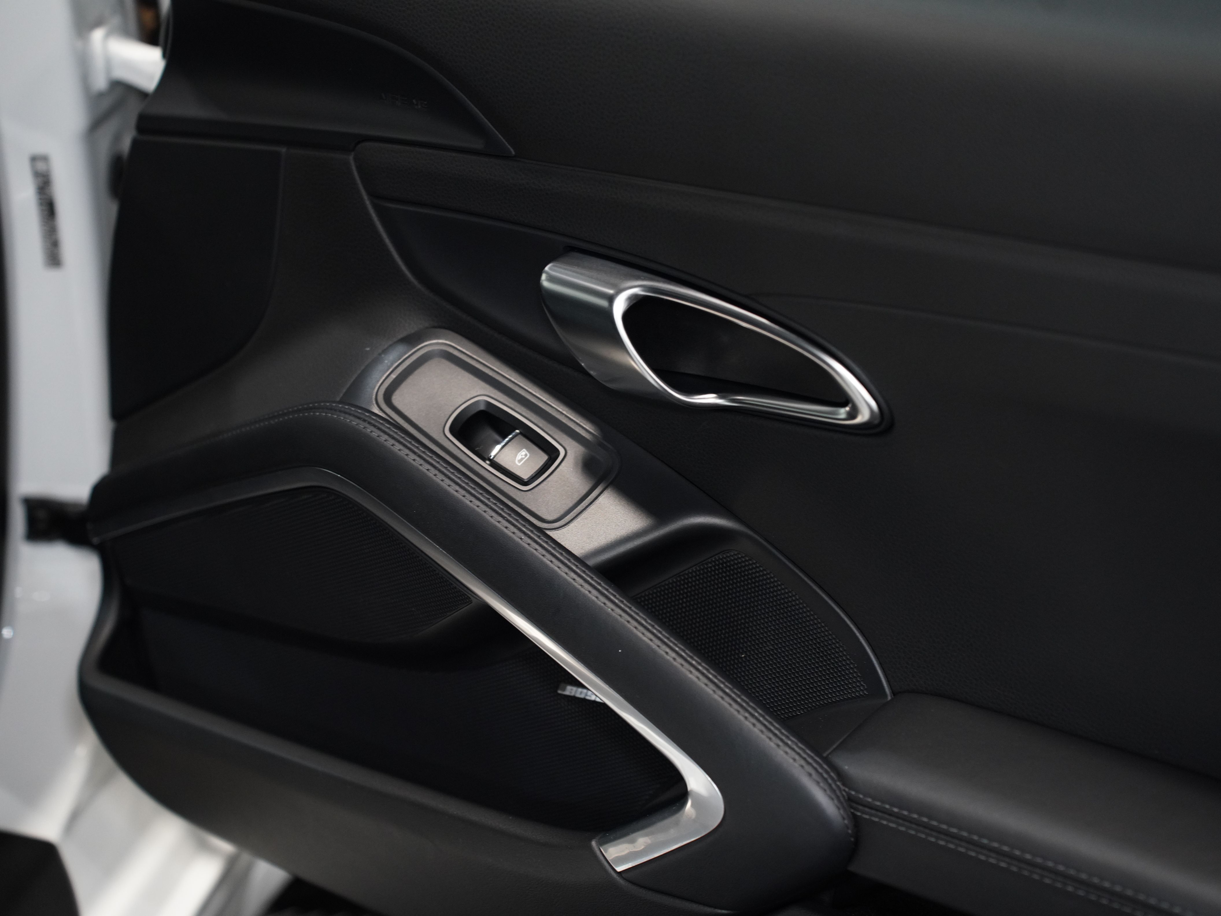 2014 PORSCHE 911 Image 22