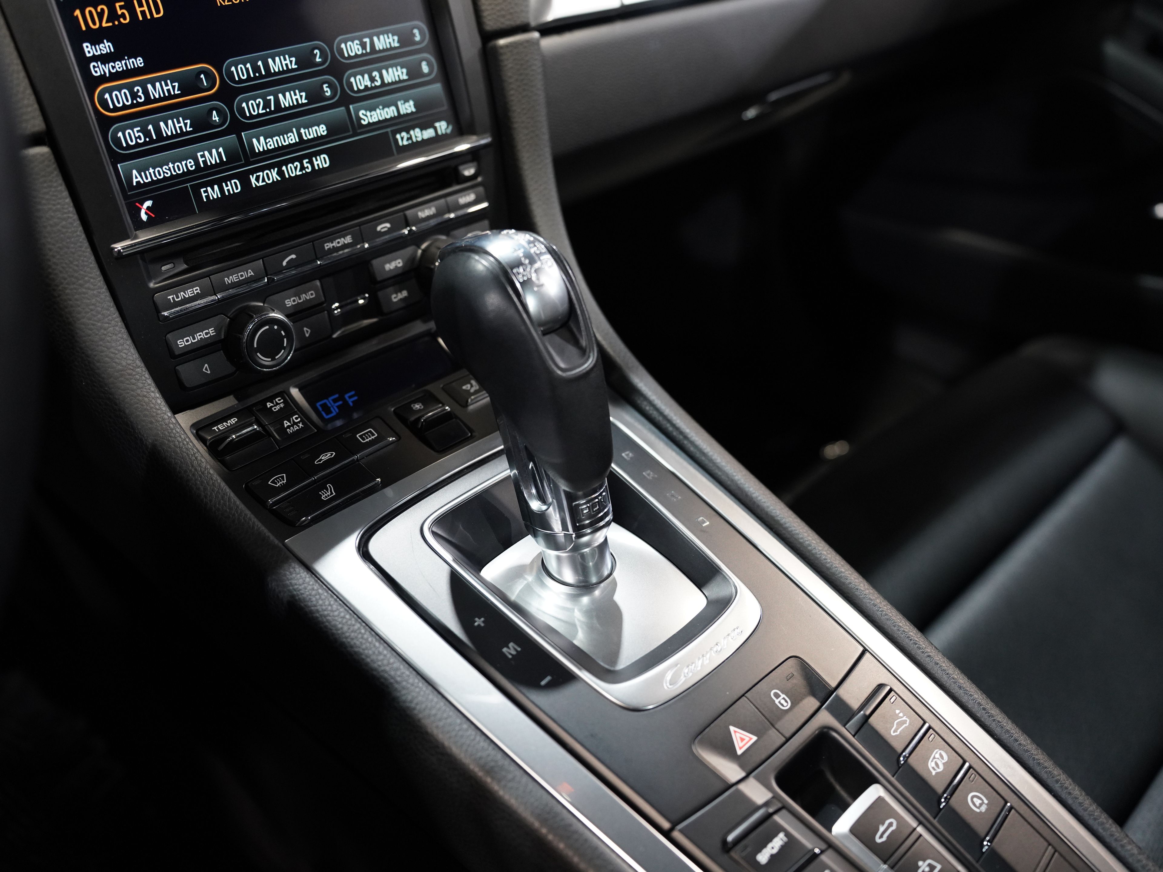 2014 PORSCHE 911 Image 35