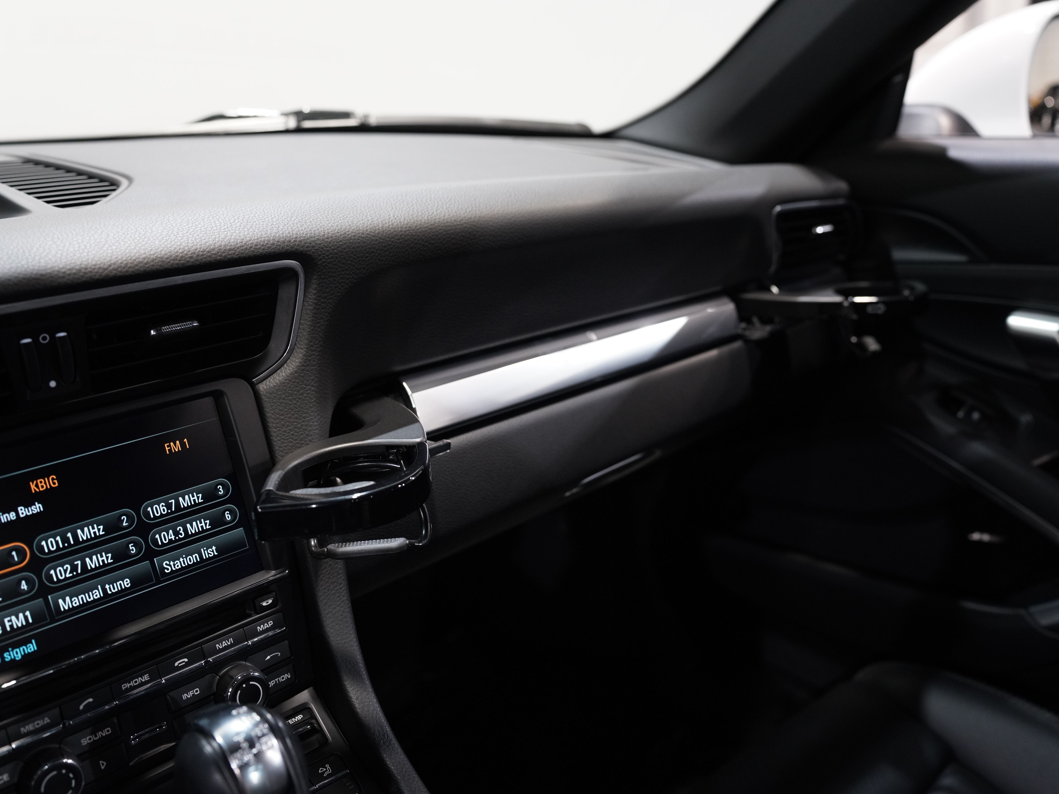 2014 PORSCHE 911 Image 38