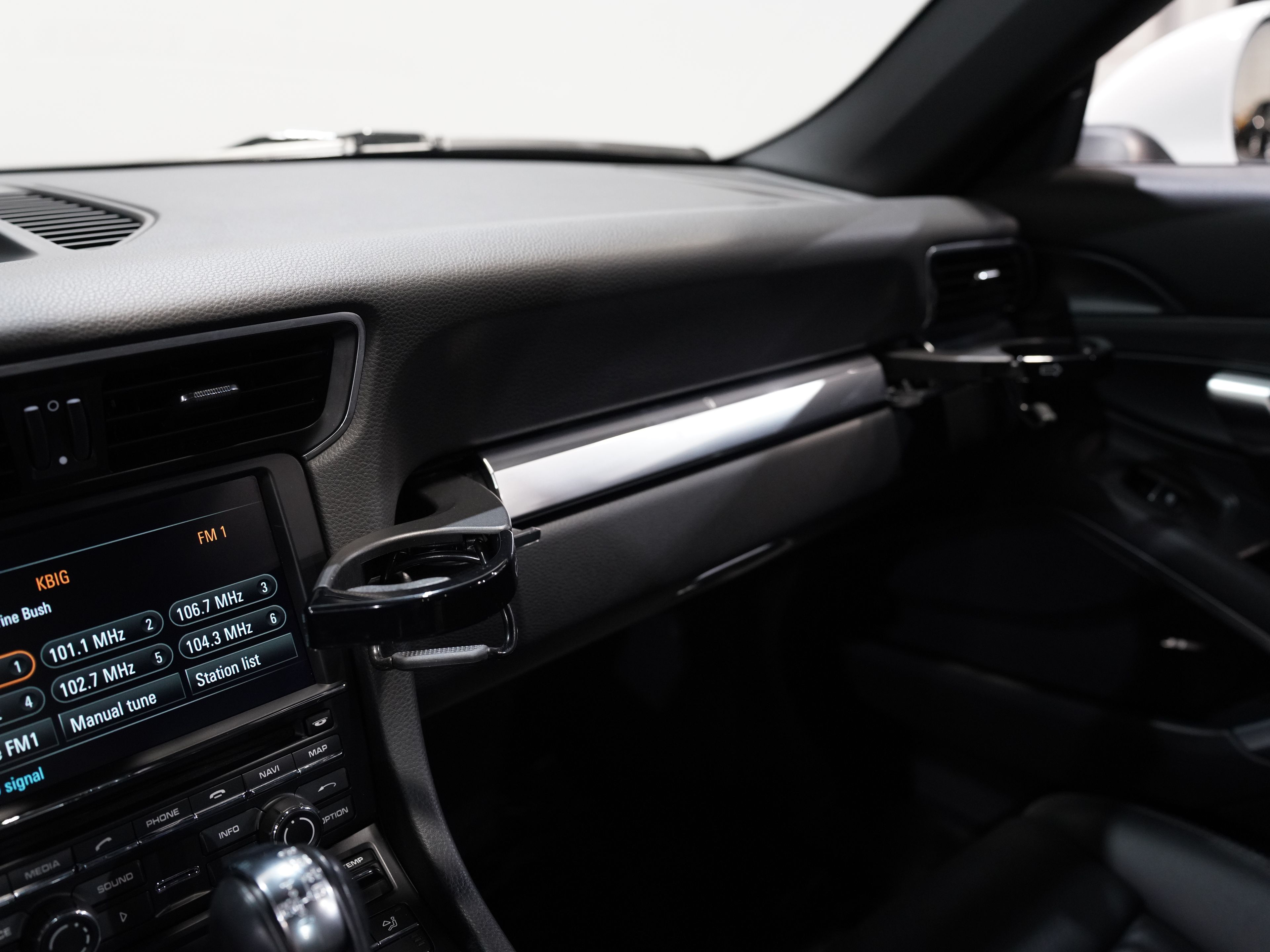 2014 PORSCHE 911 Image 38