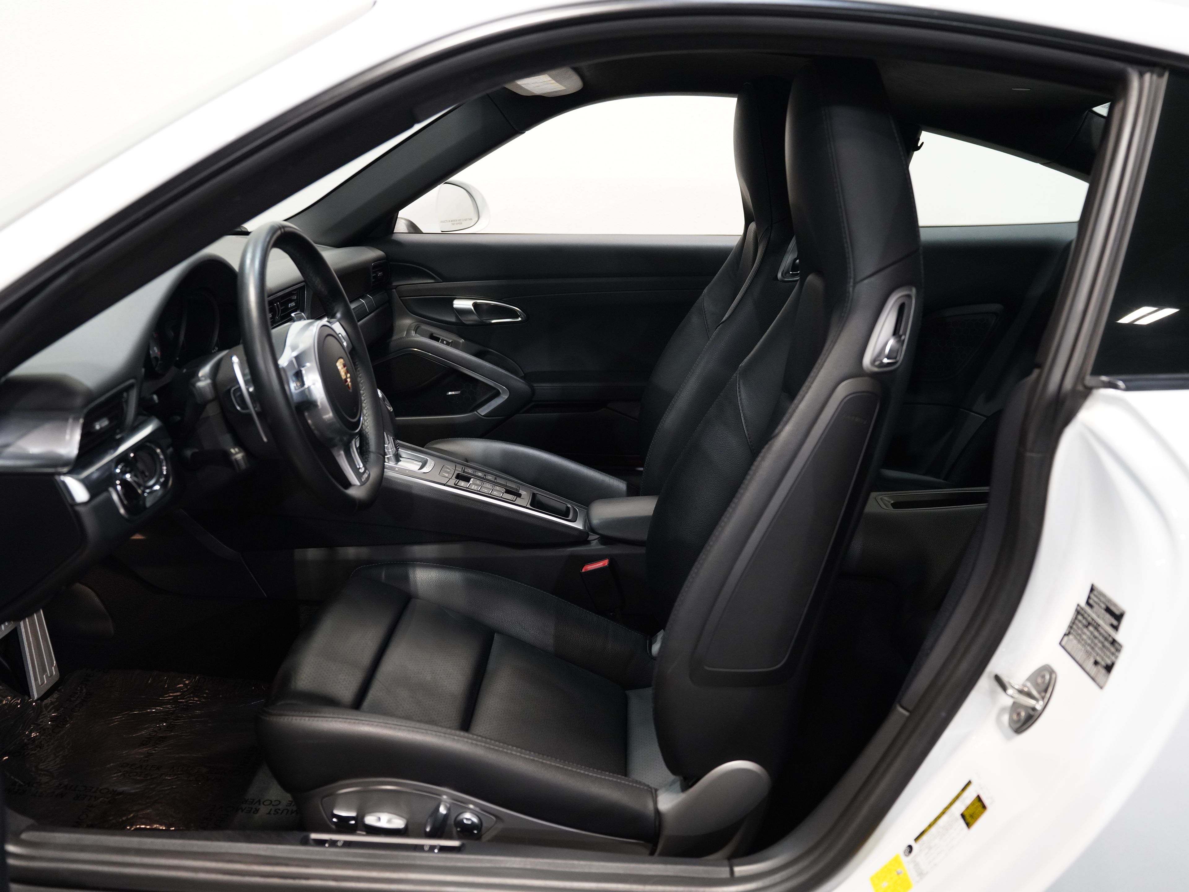 2014 PORSCHE 911 Image 25