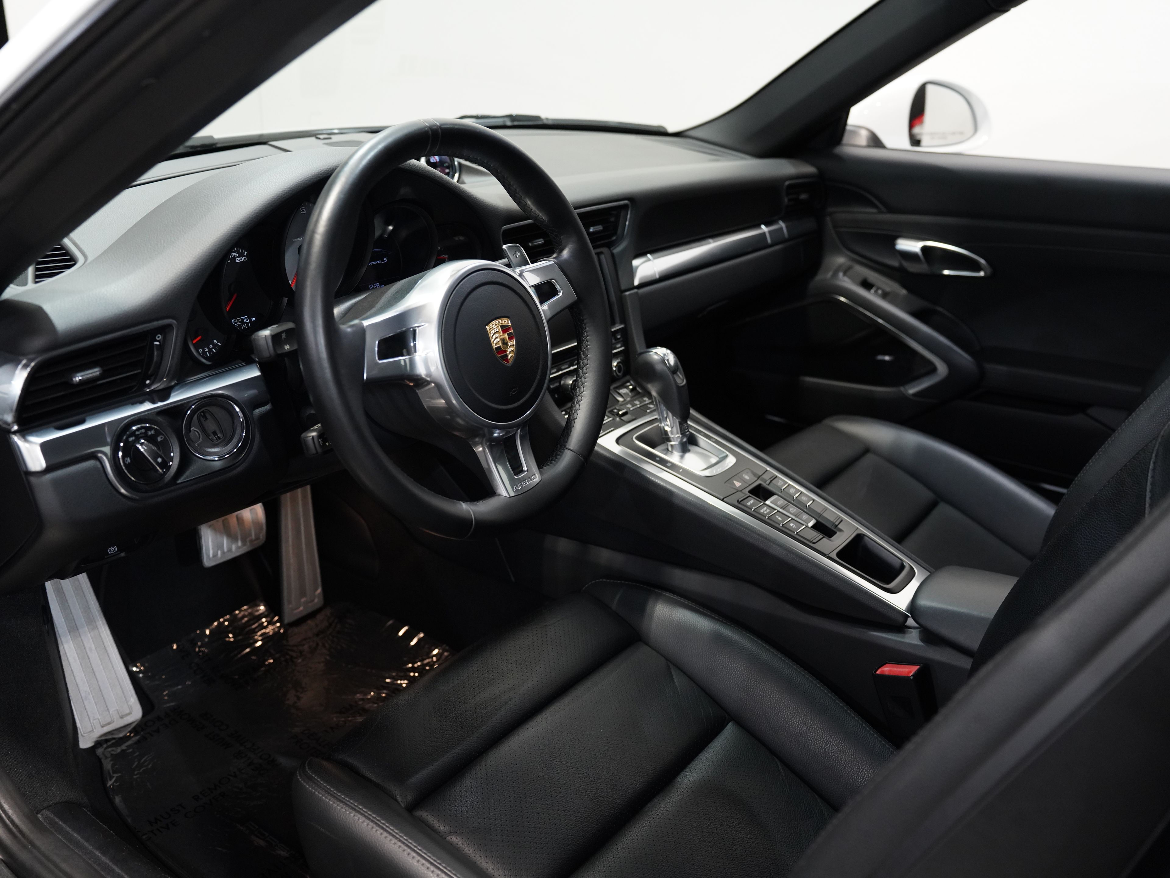 2014 PORSCHE 911 Image 26
