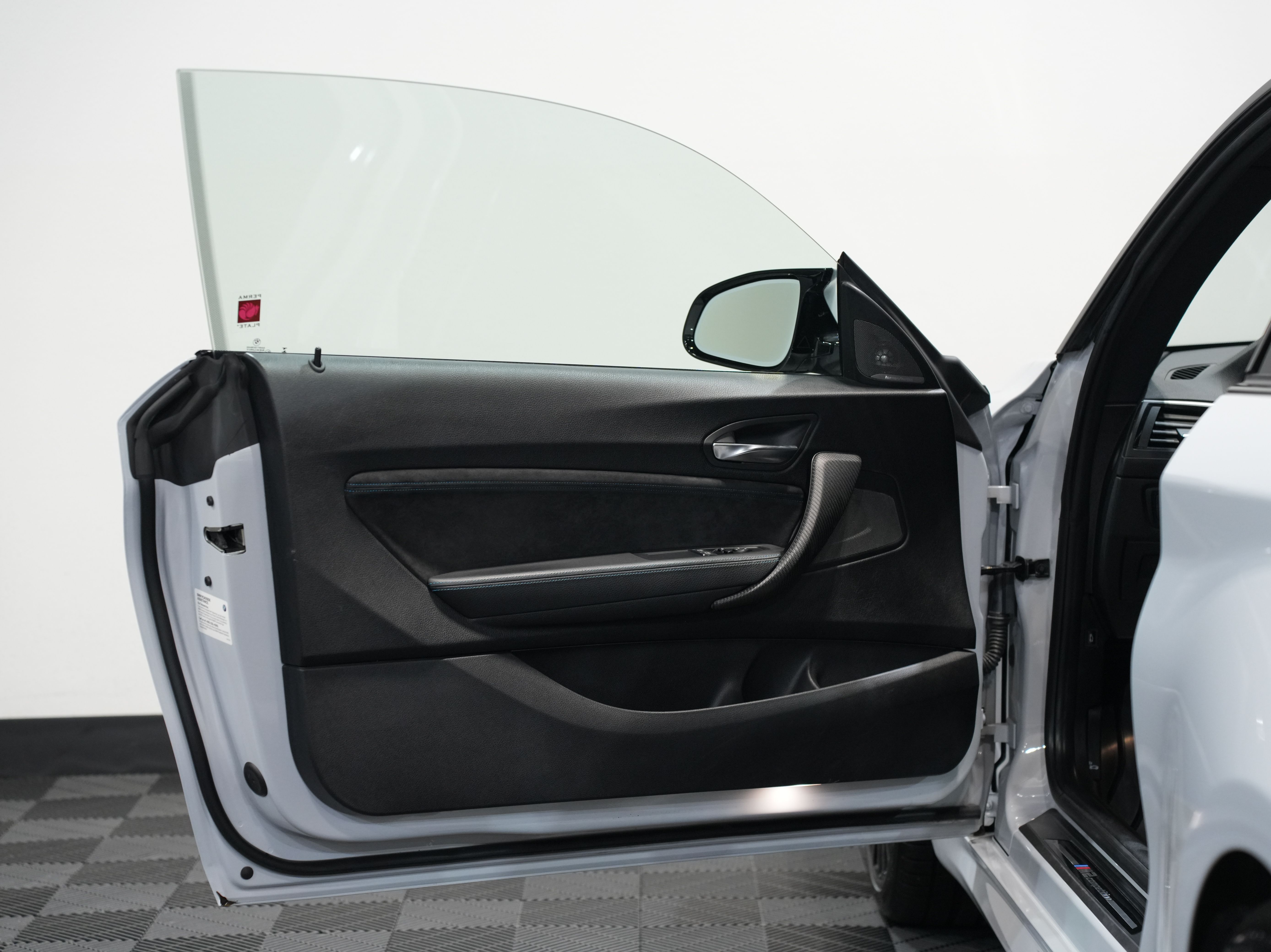 2020 BMW M2 Image 24