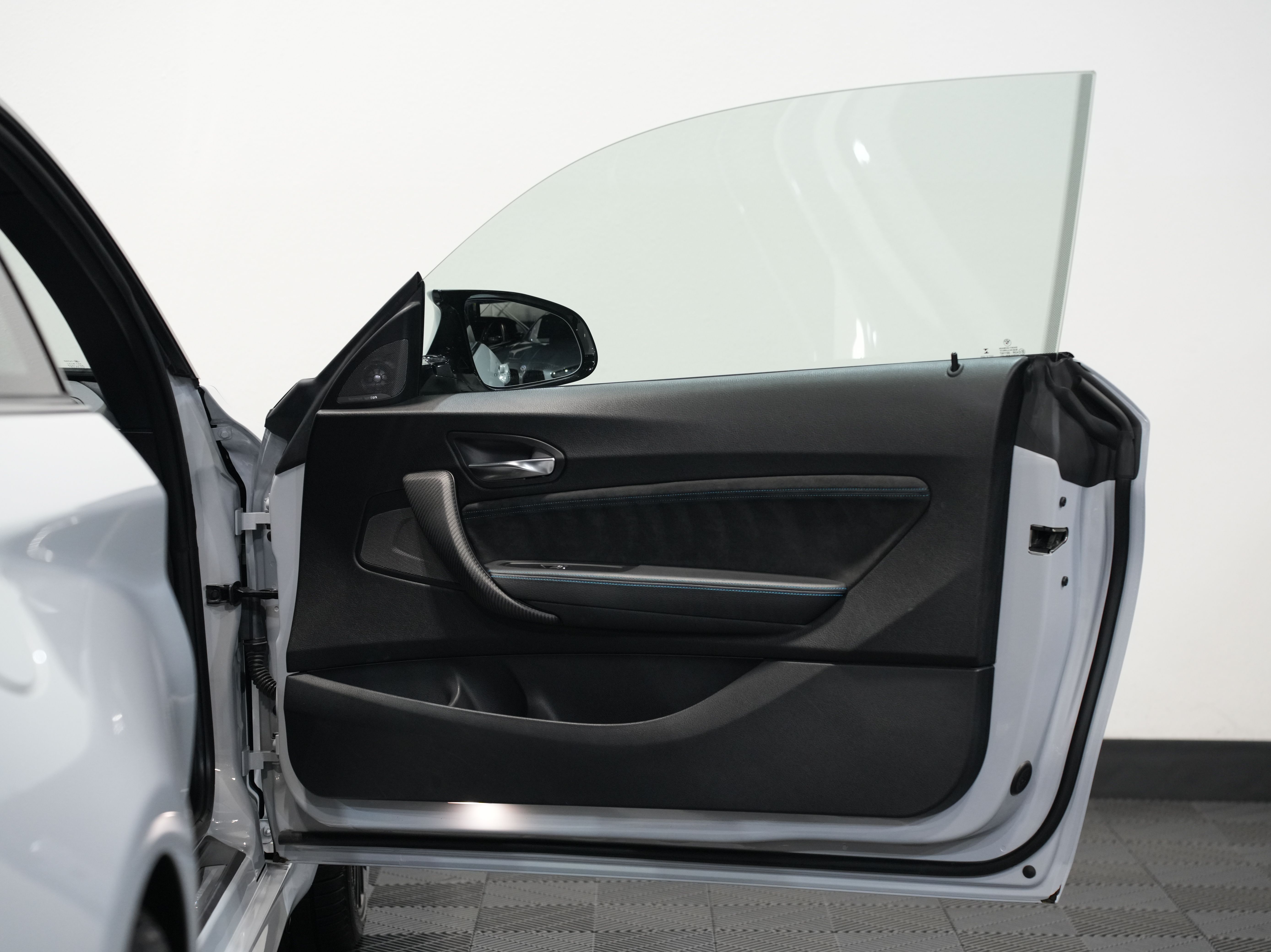 2020 BMW M2 Image 26