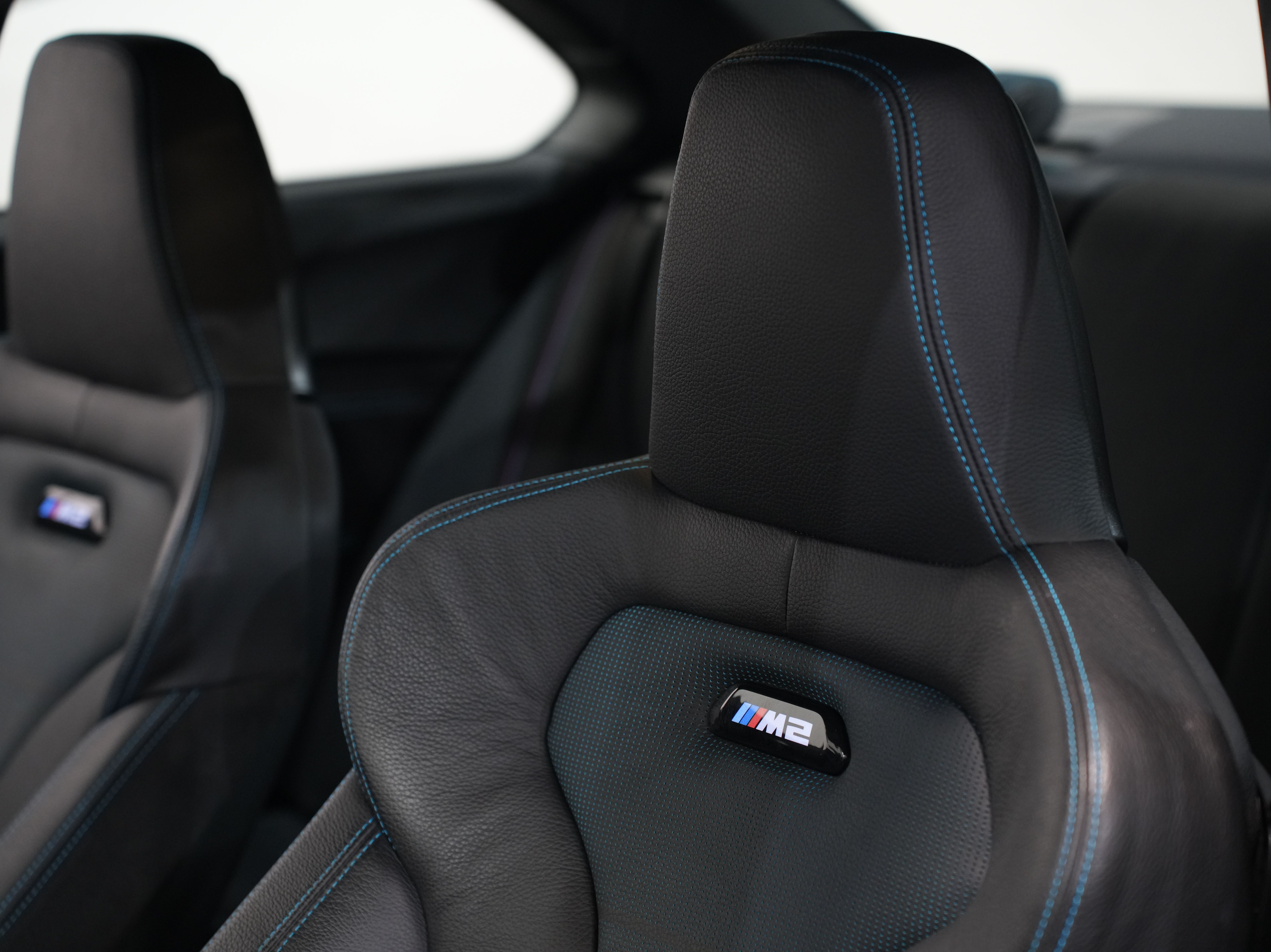 2020 BMW M2 Image 29