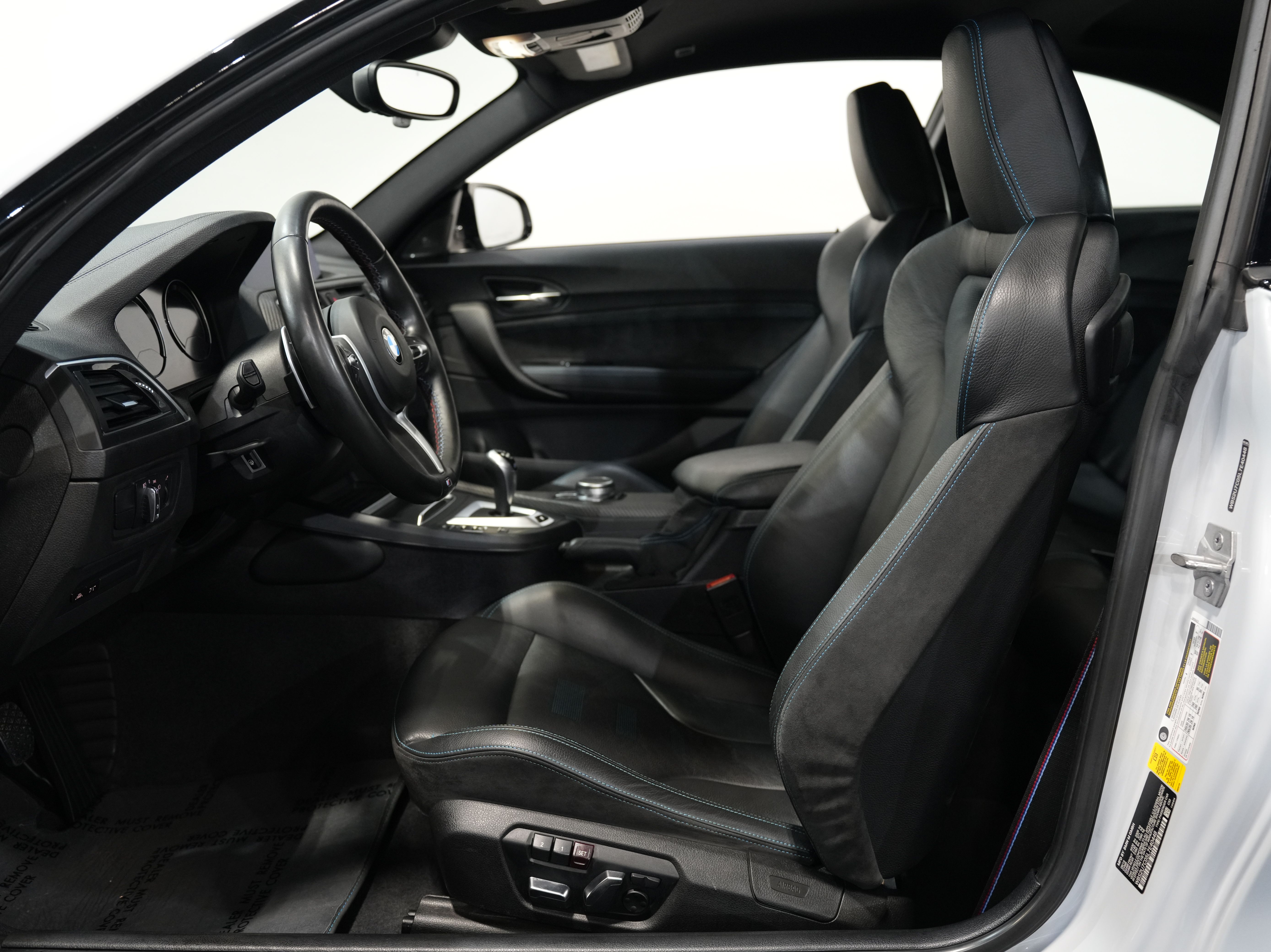 2020 BMW M2 Image 31