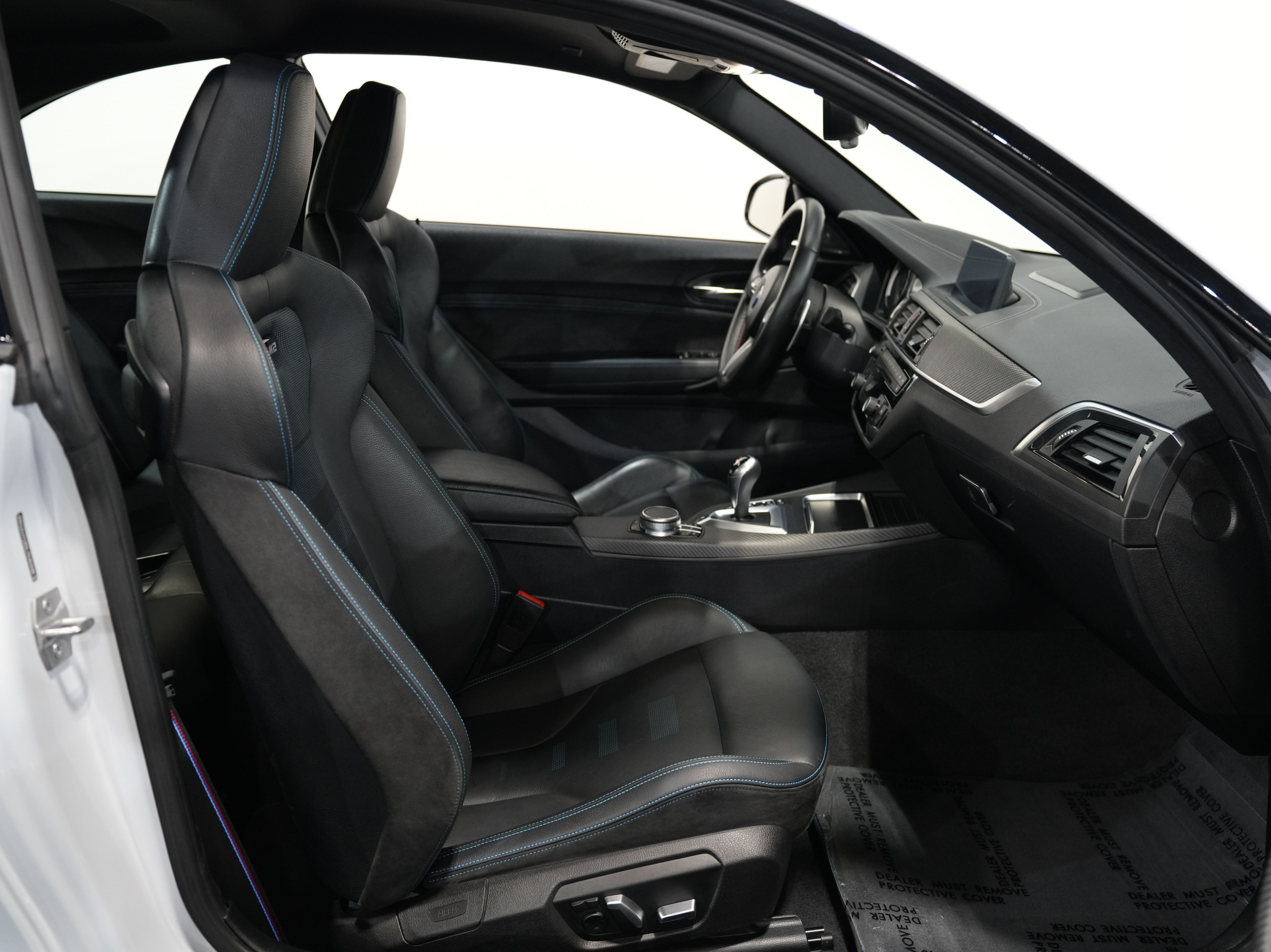2020 BMW M2 Image 34