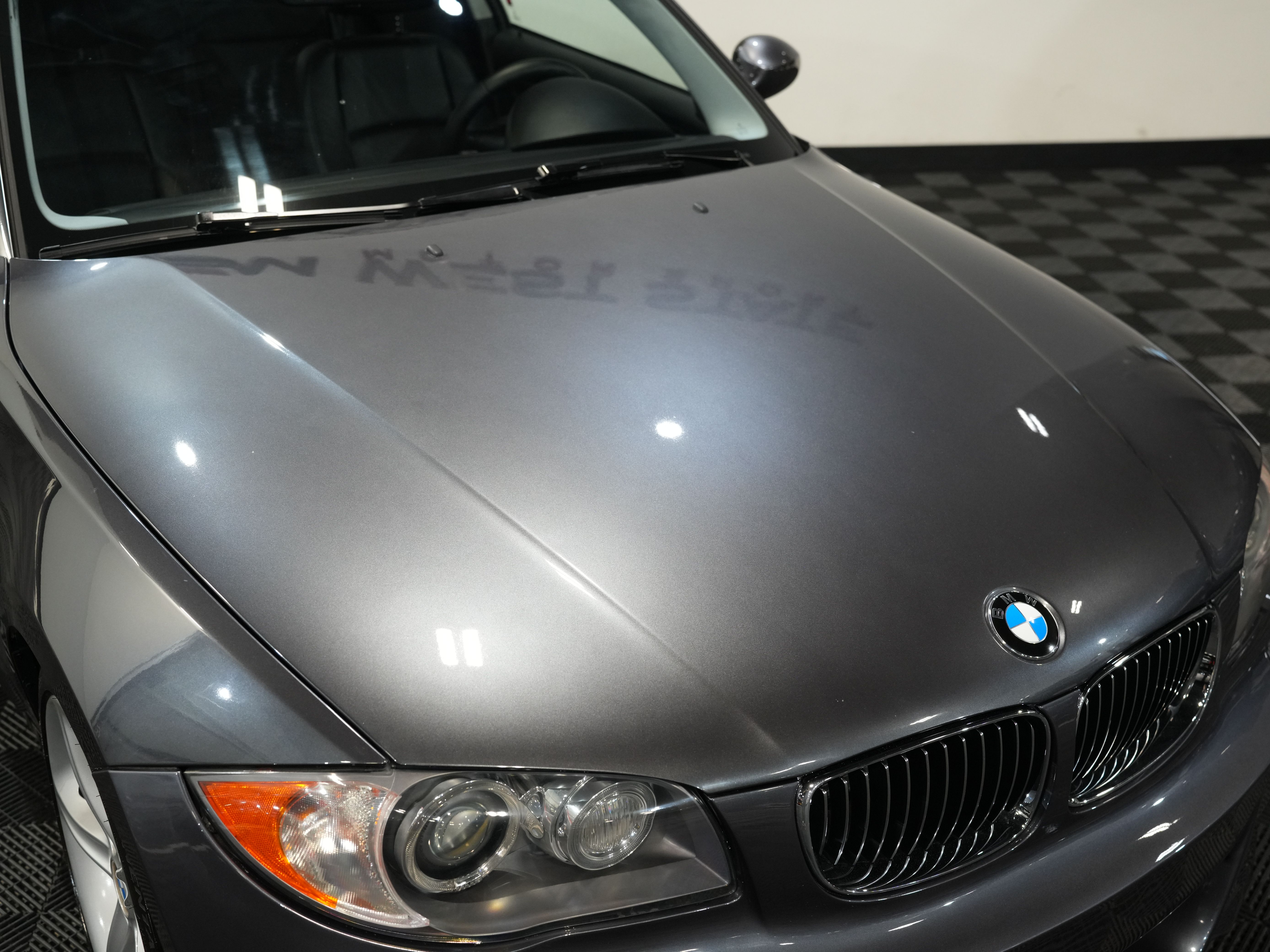 GREY, 2008 BMW 1 SERIES Image 12
