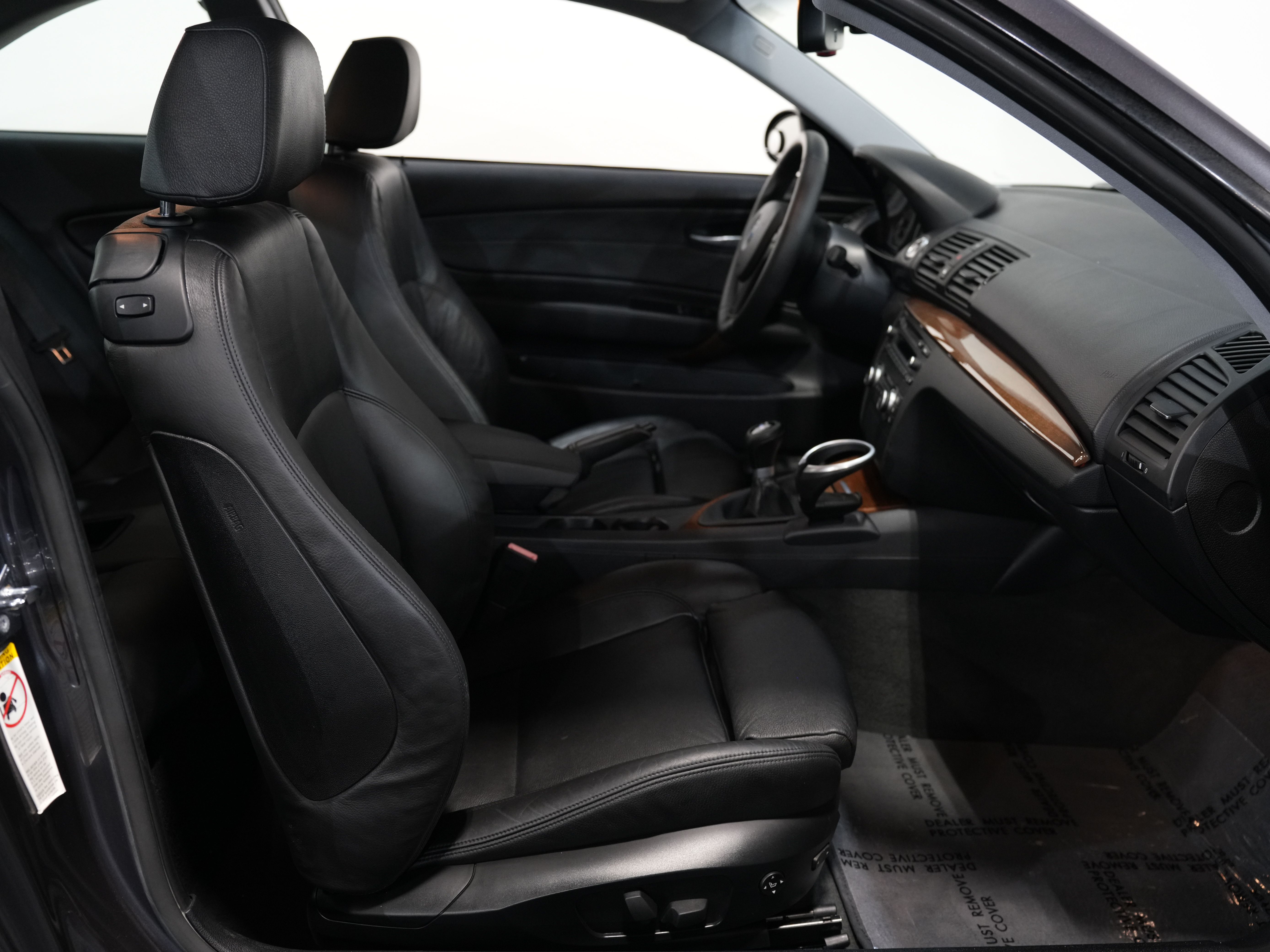 GREY, 2008 BMW 1 SERIES Image 30
