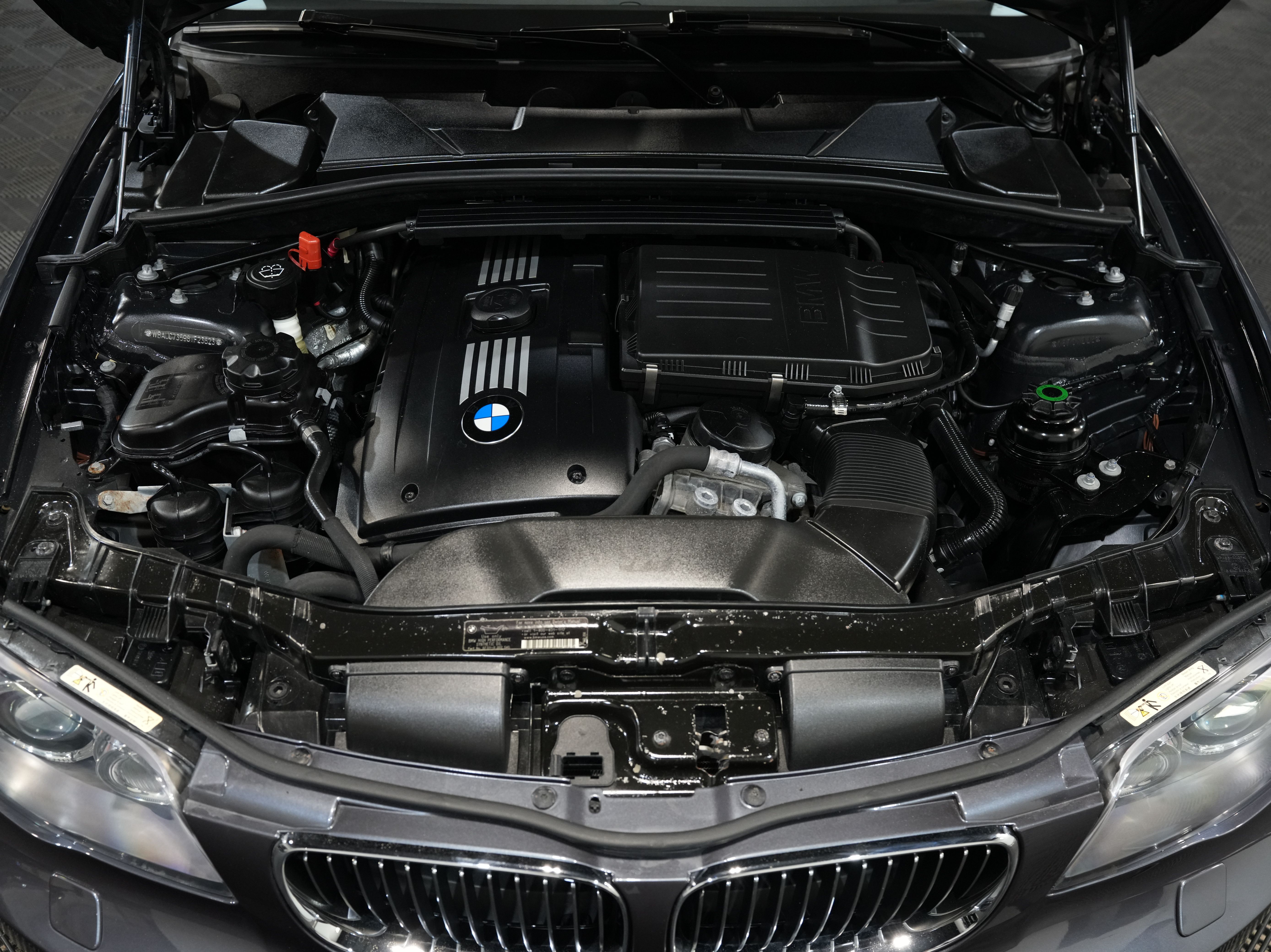 GREY, 2008 BMW 1 SERIES Image 41