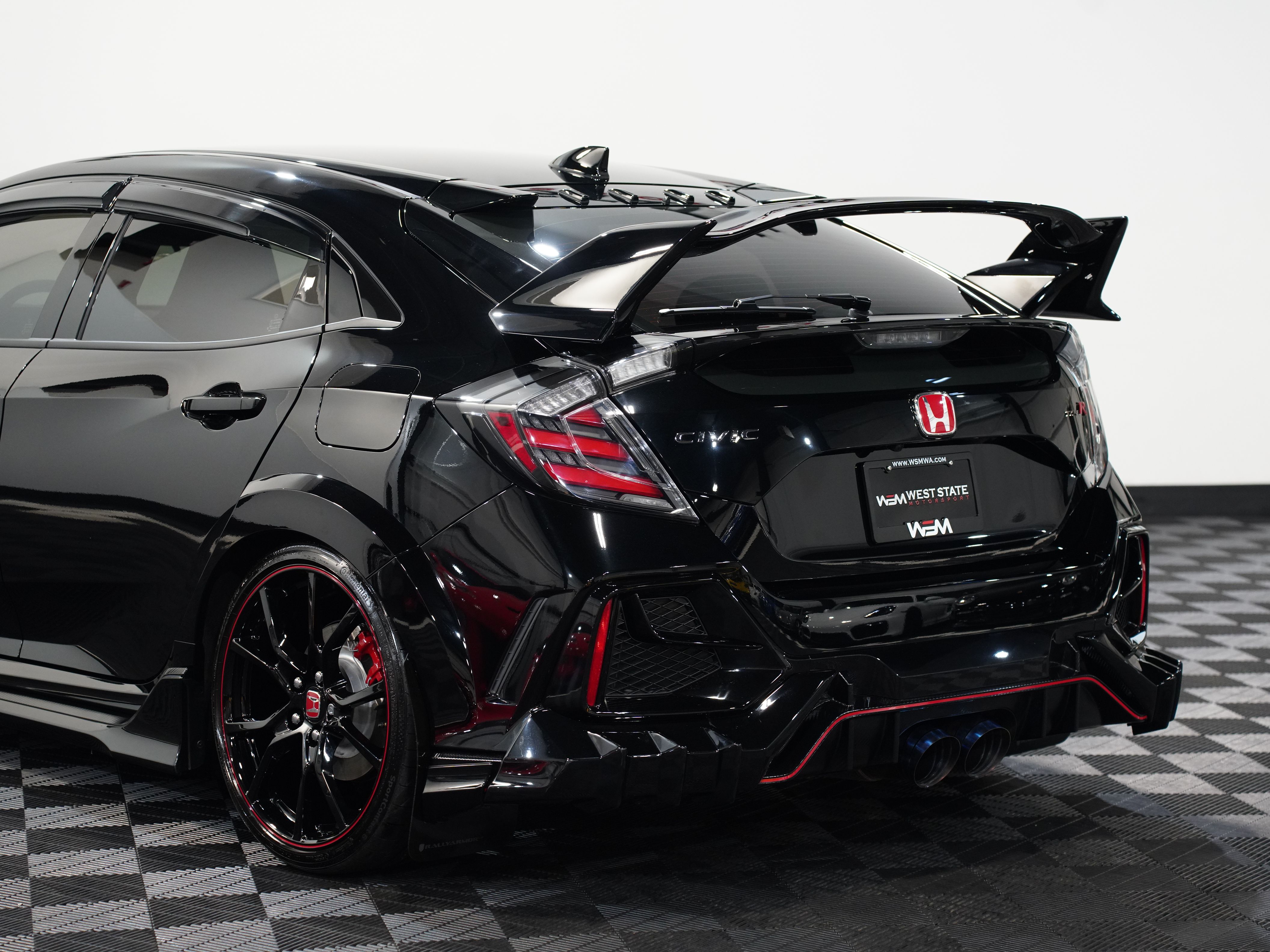 BLACK, 2021 HONDA CIVIC TYPE R Image 19