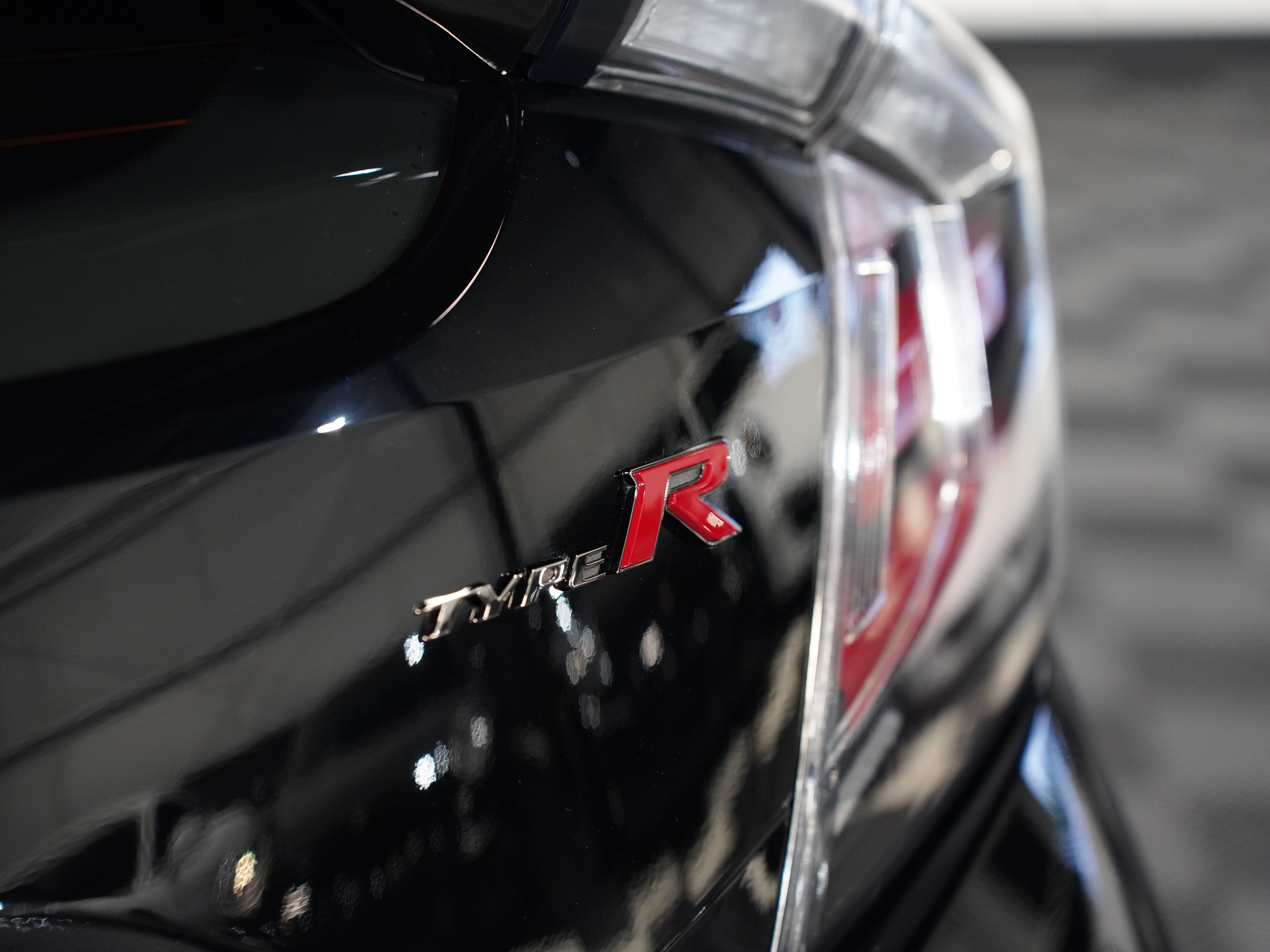 BLACK, 2021 HONDA CIVIC TYPE R Image 22