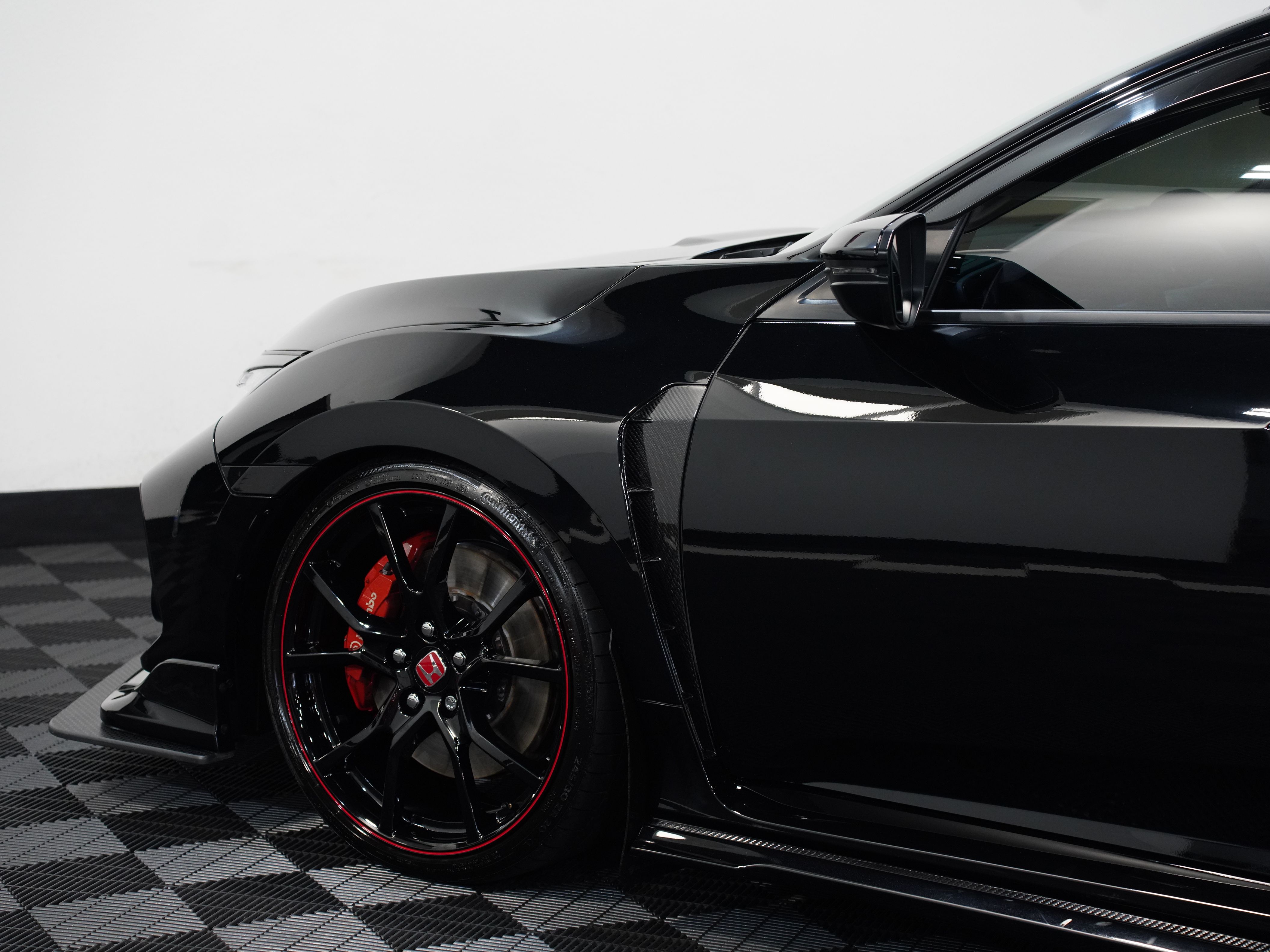 BLACK, 2021 HONDA CIVIC TYPE R Image 23