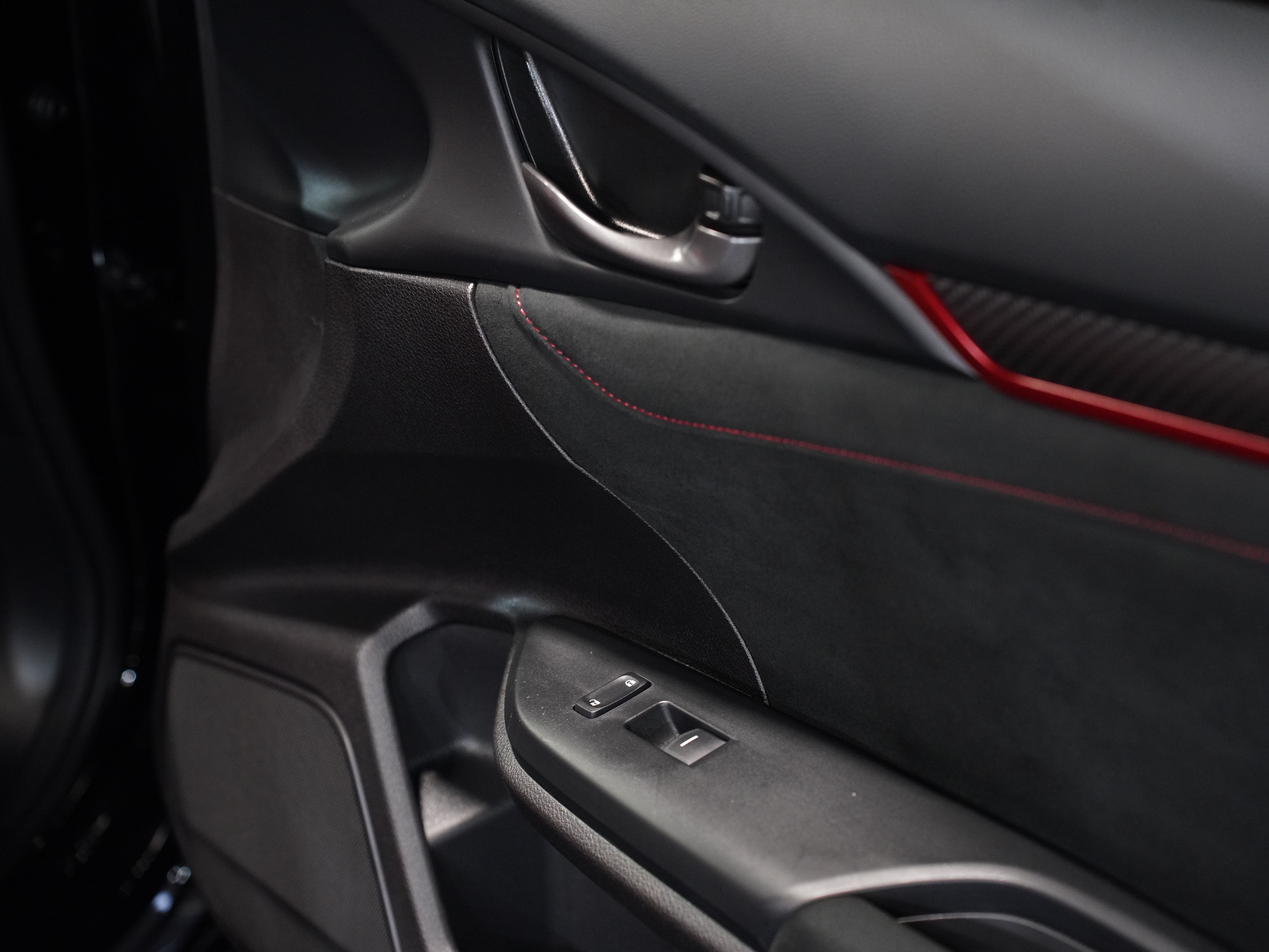 BLACK, 2021 HONDA CIVIC TYPE R Image 27