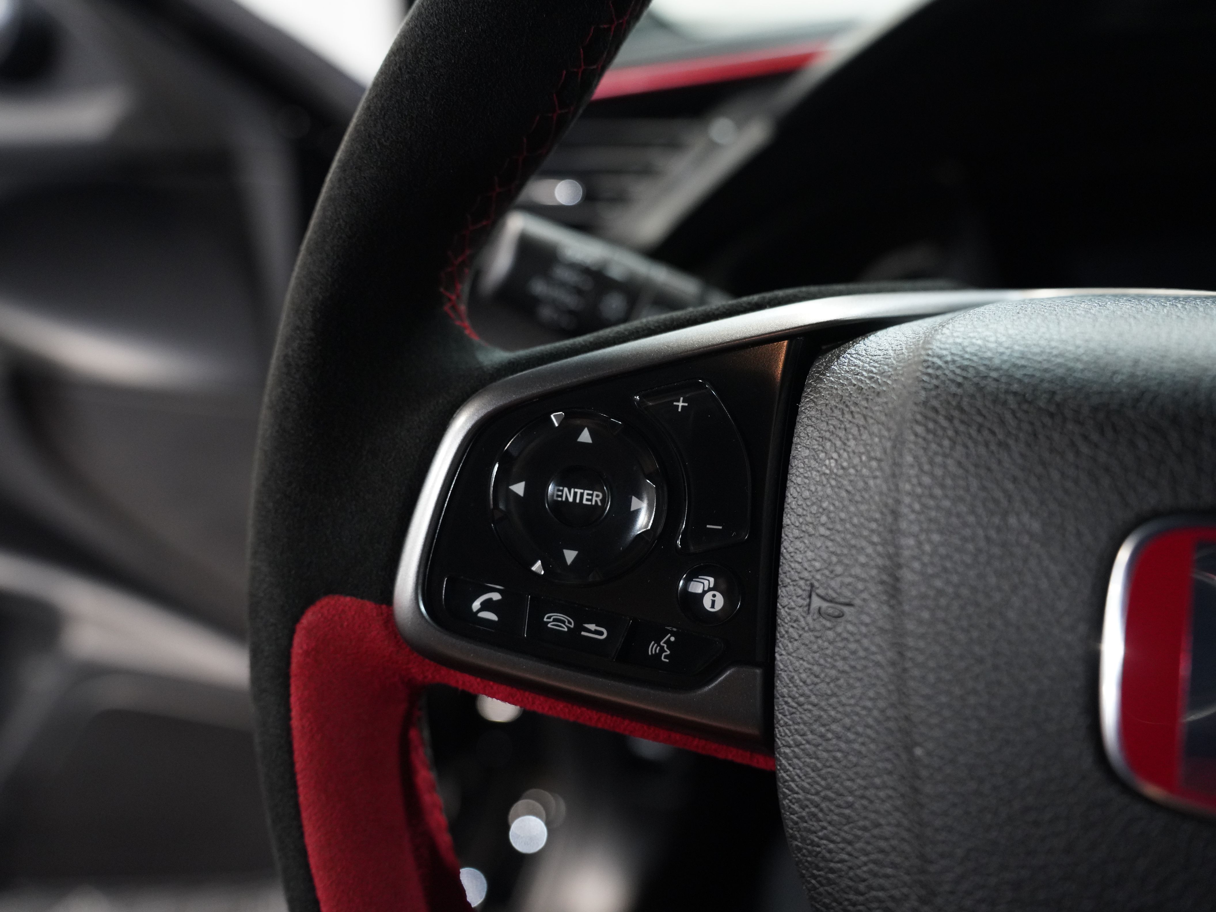 BLACK, 2021 HONDA CIVIC TYPE R Image 41