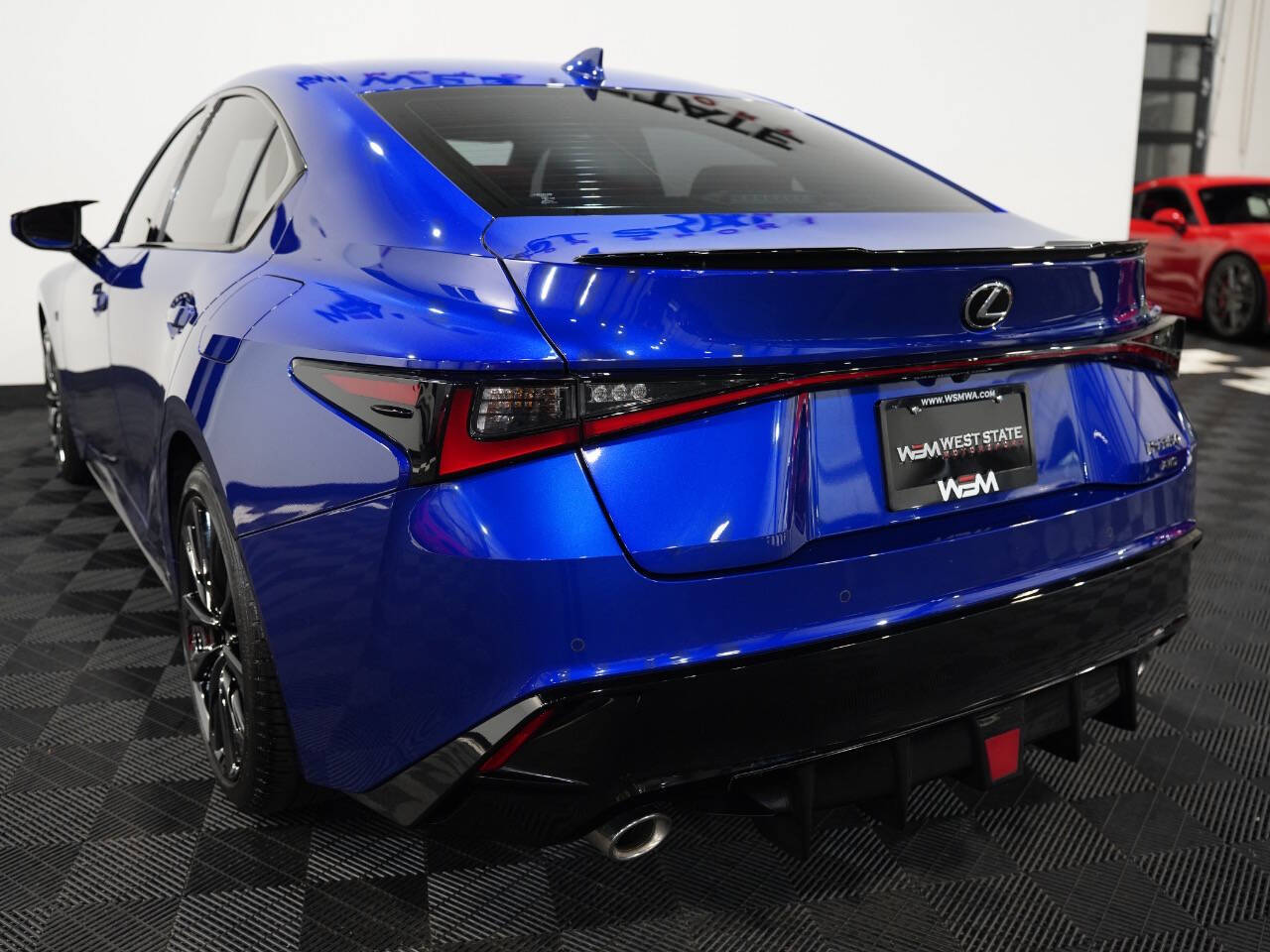 BLUE, 2022 LEXUS IS Image 20