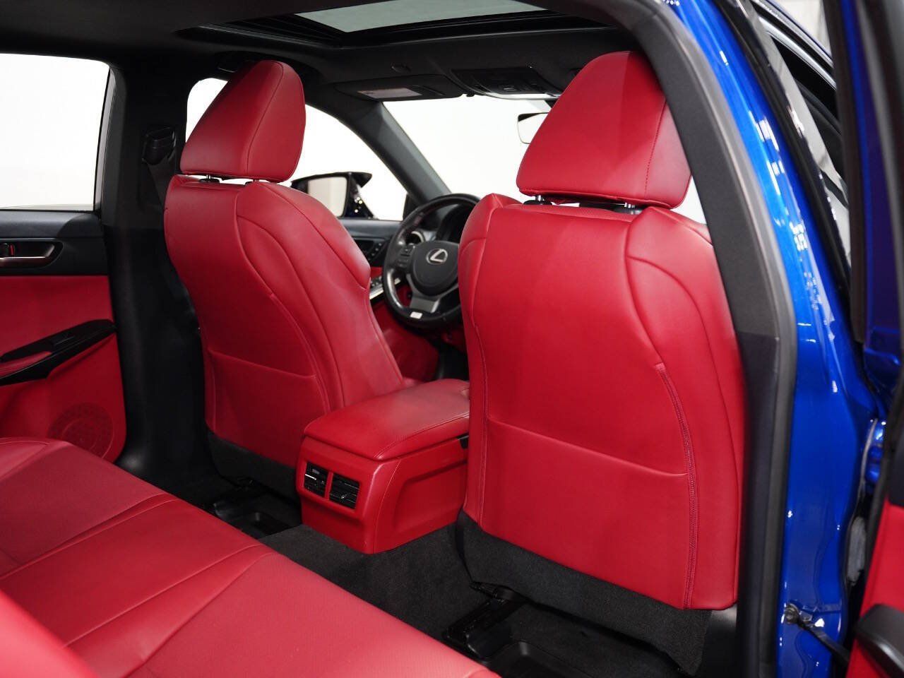 BLUE, 2022 LEXUS IS Image 40