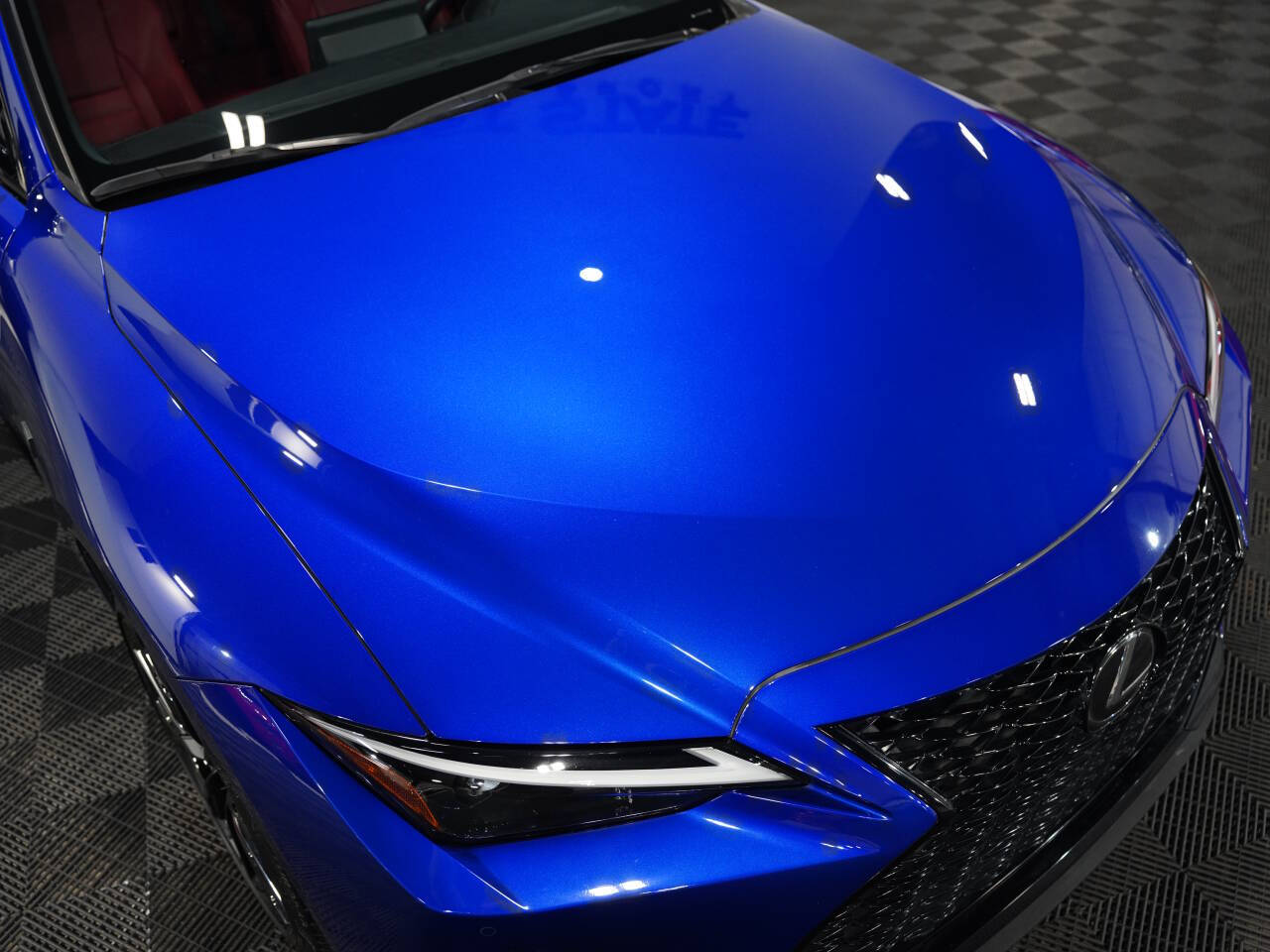 BLUE, 2022 LEXUS IS Image 12