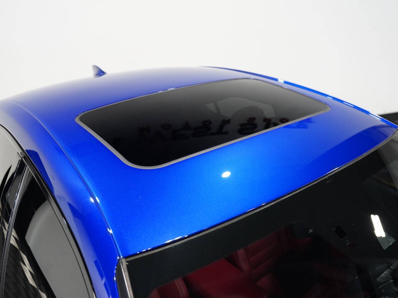 BLUE, 2022 LEXUS IS Image 14
