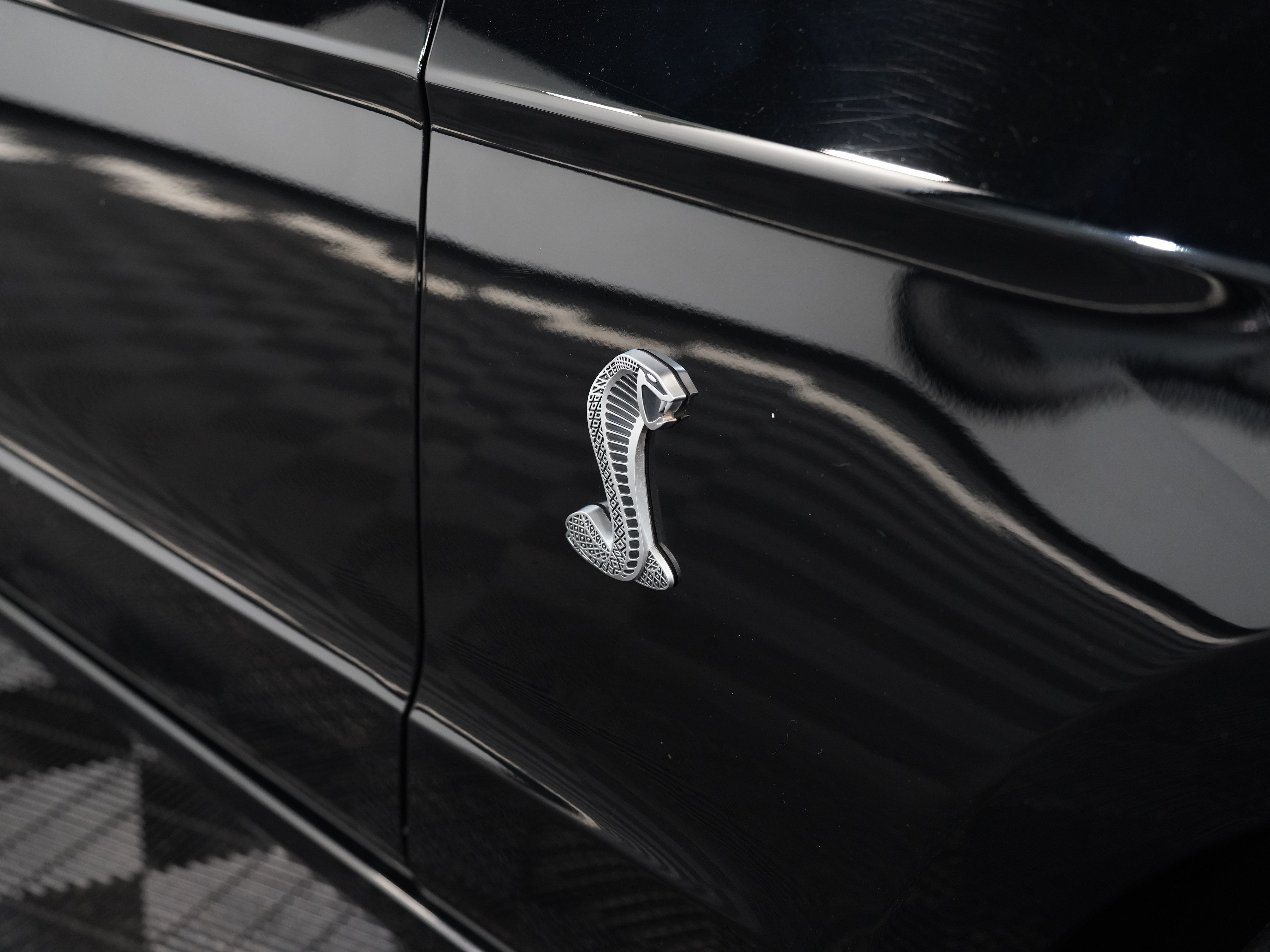 2013 FORD MUSTANG Image 15
