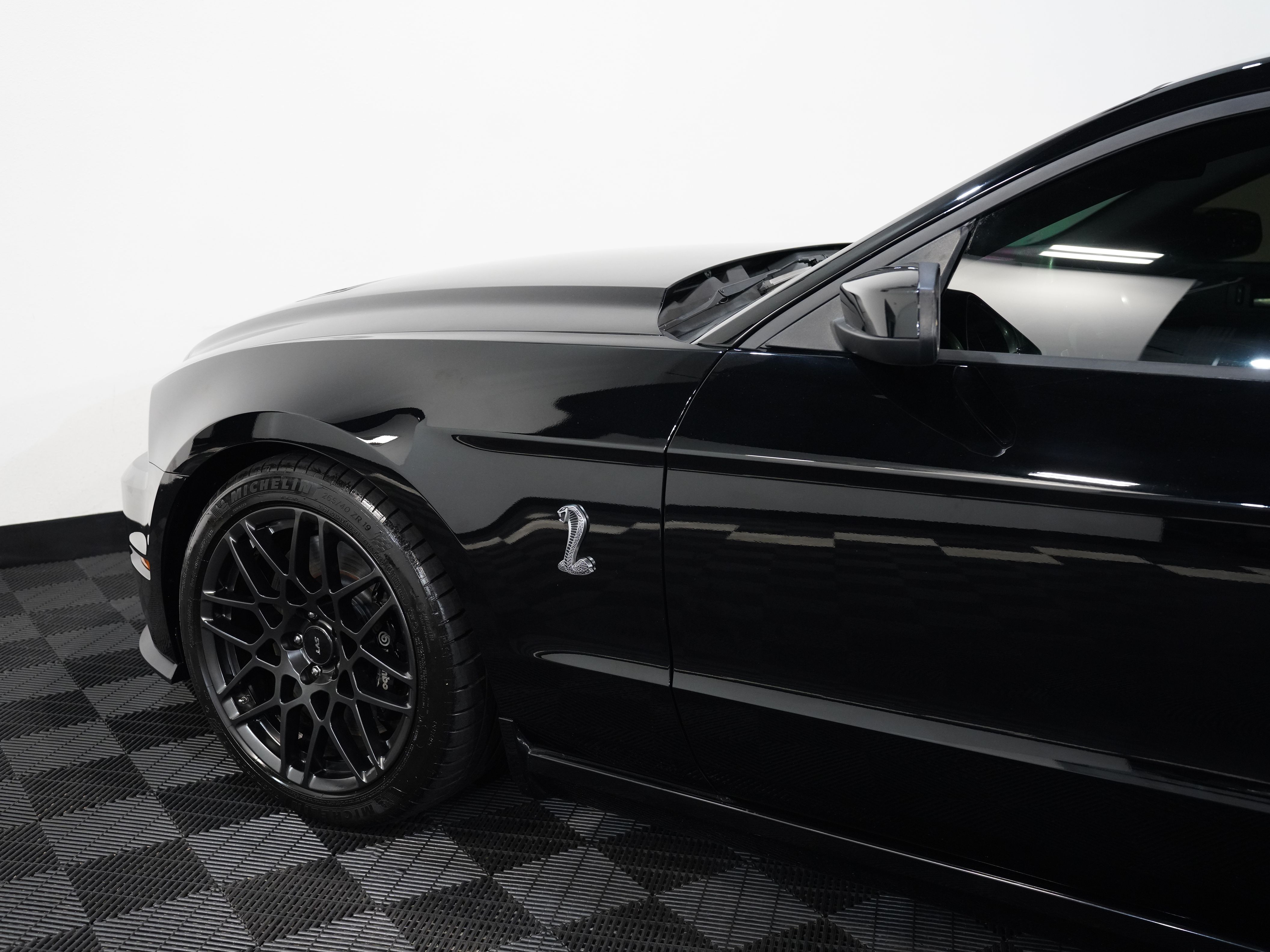 2013 FORD MUSTANG Image 22