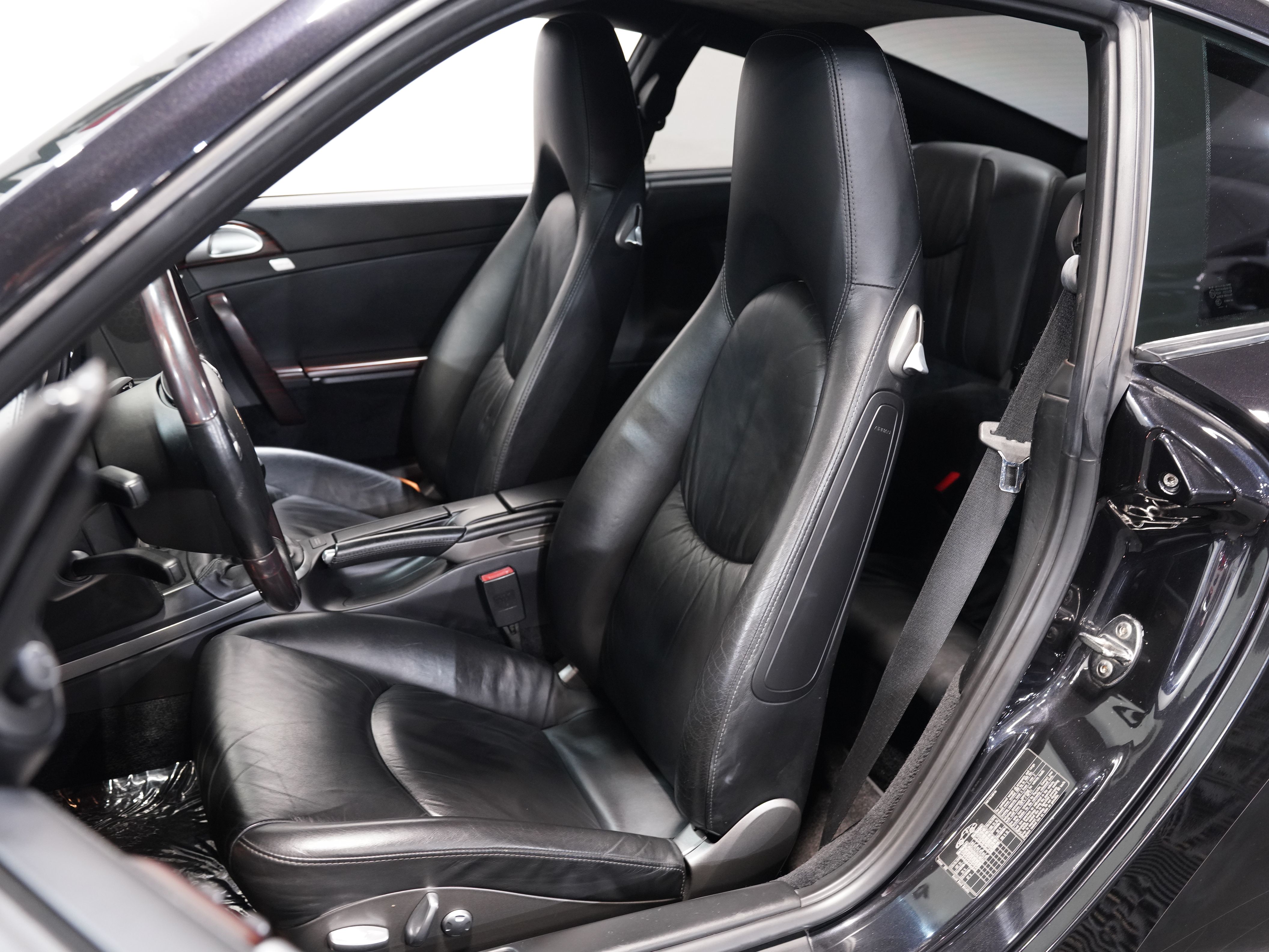 2006 PORSCHE 911 Image 25