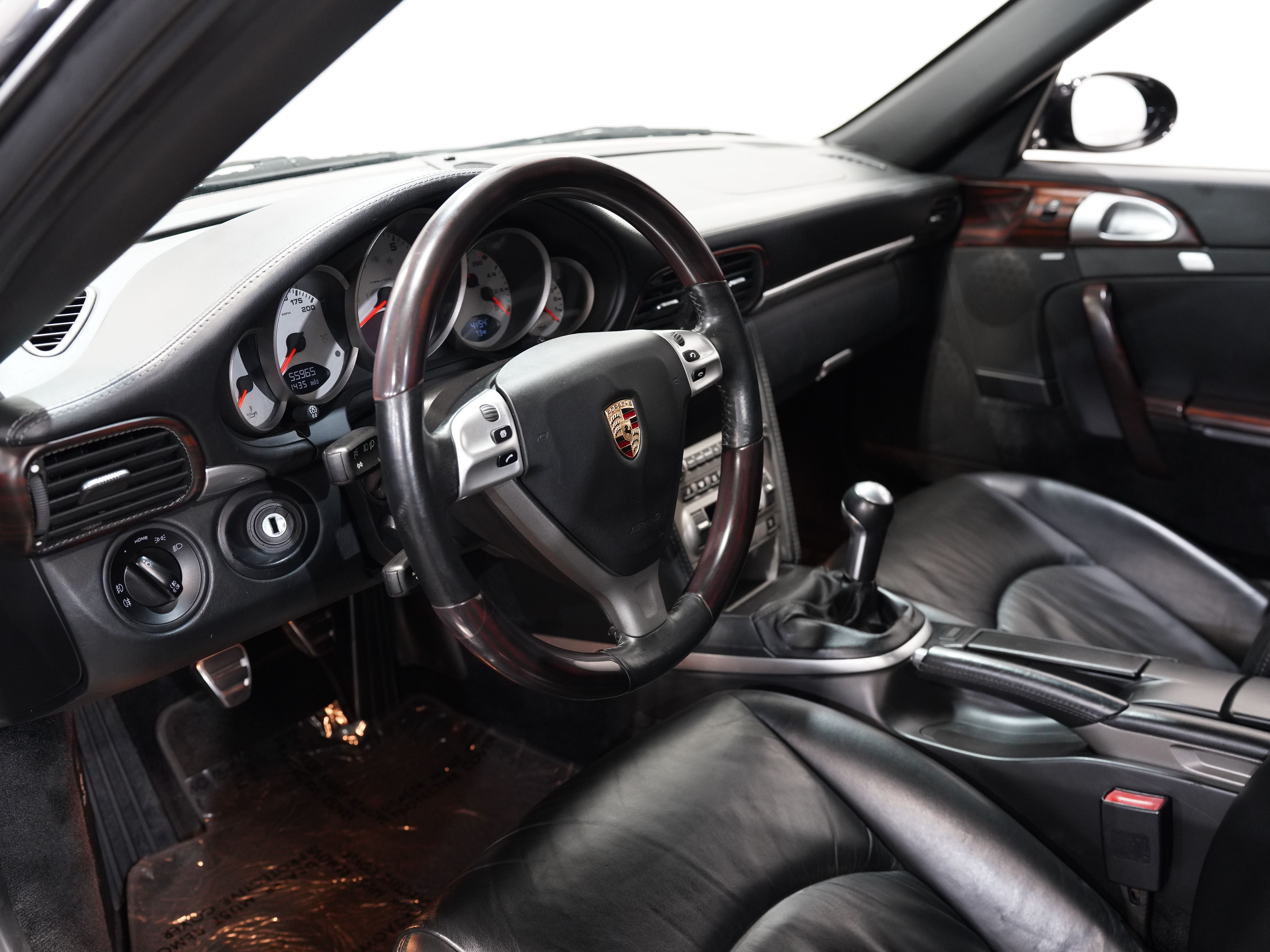 2006 PORSCHE 911 Image 27
