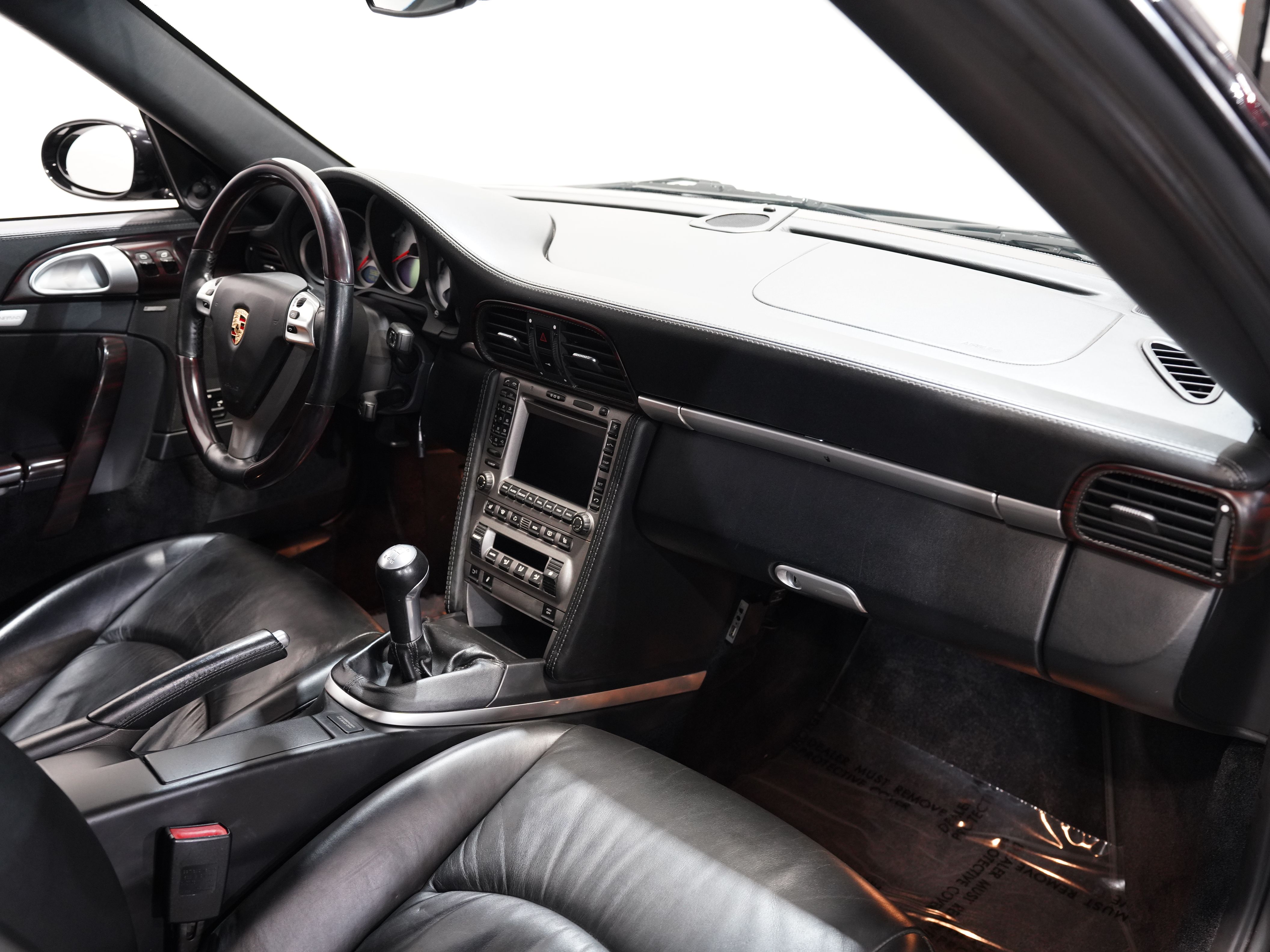 2006 PORSCHE 911 Image 30