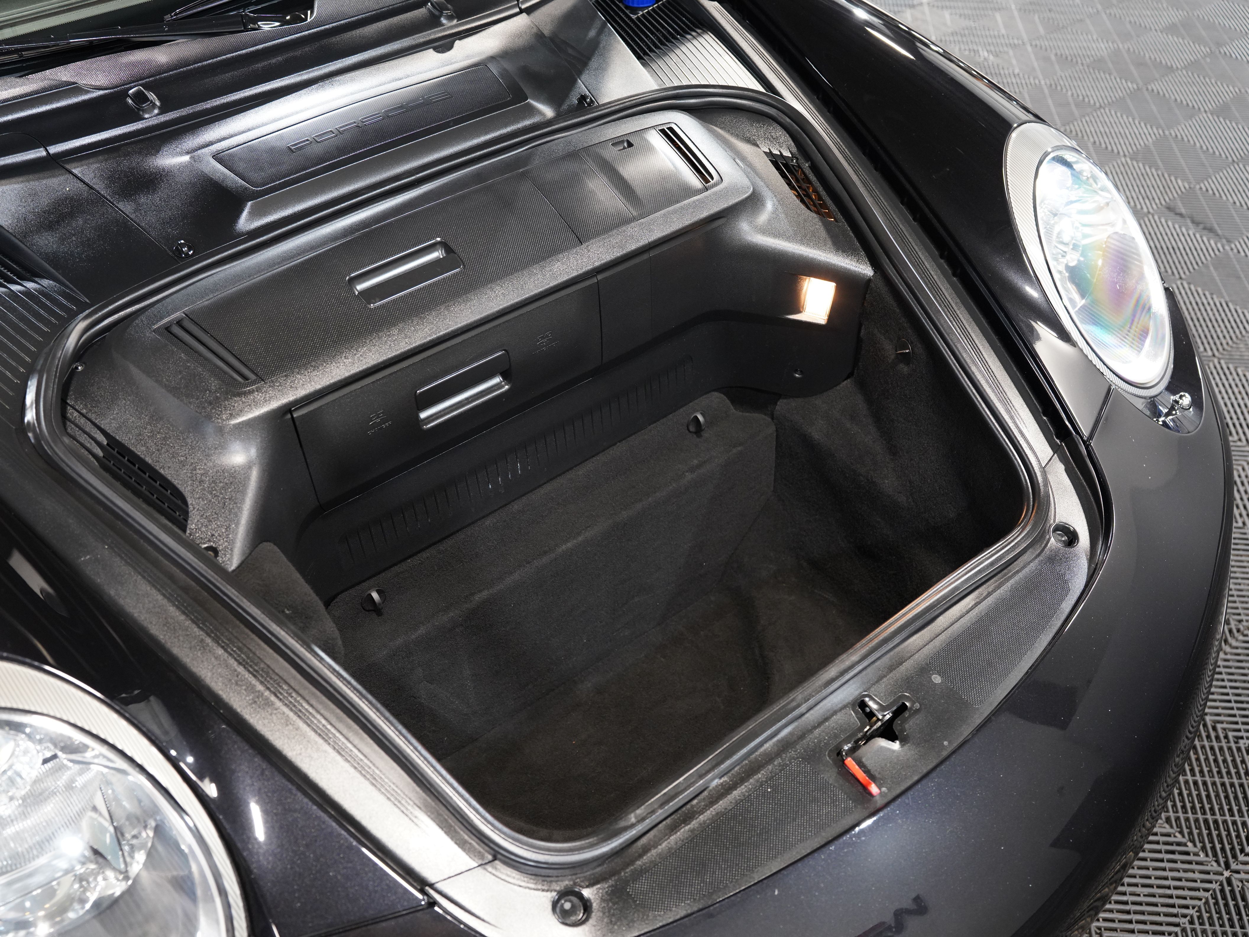 2006 PORSCHE 911 Image 40