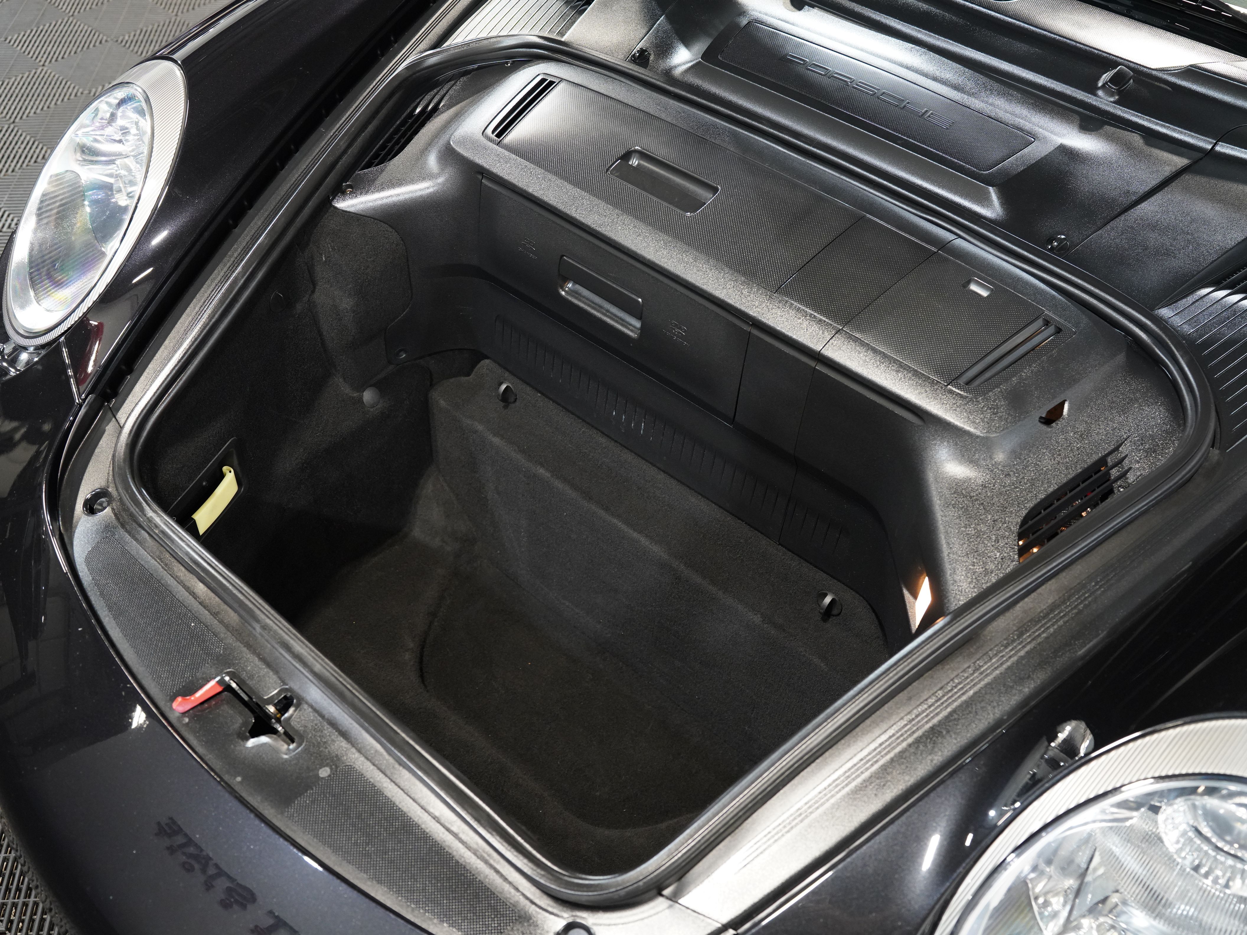 2006 PORSCHE 911 Image 42