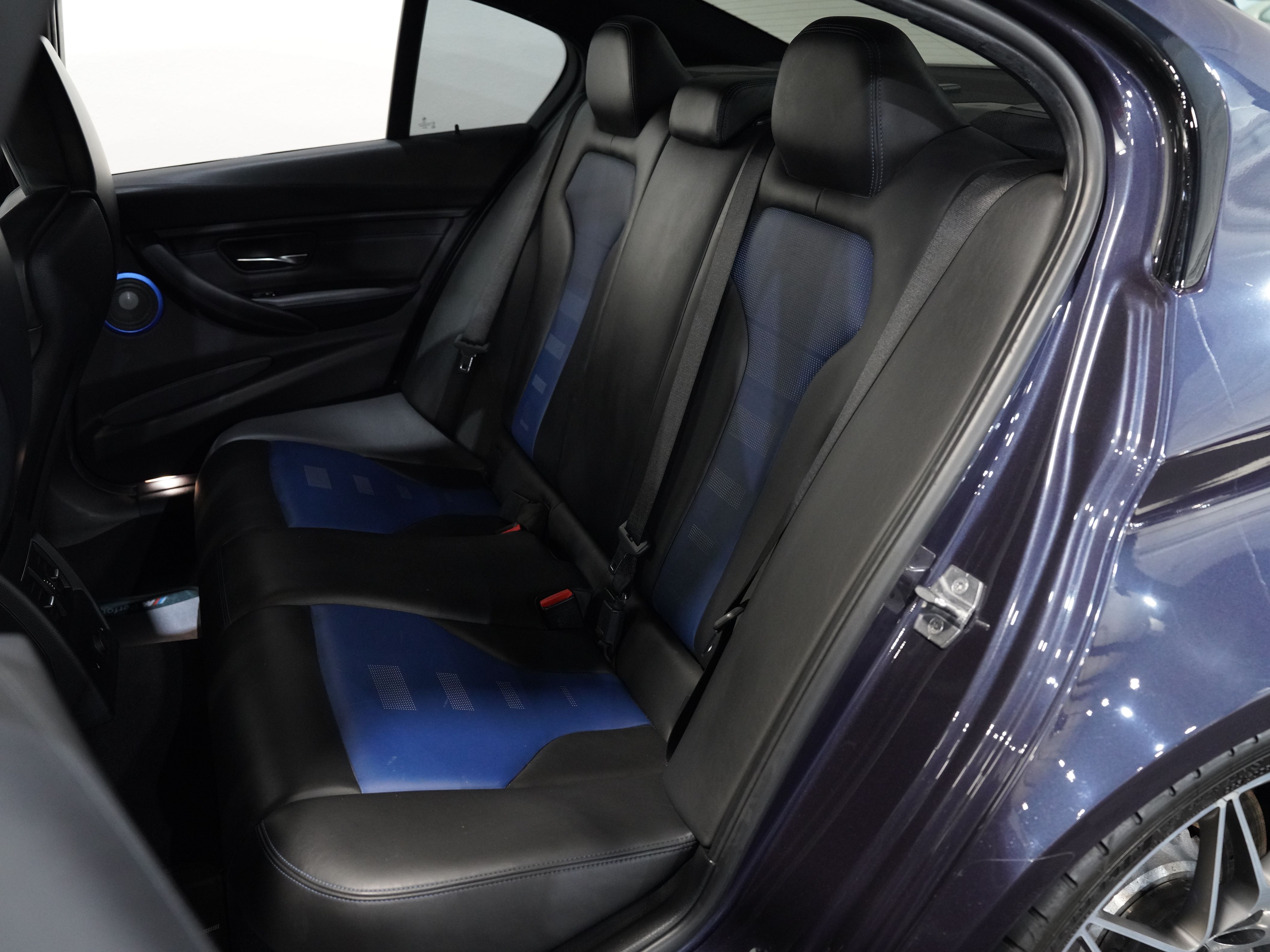 MACAO BLUE METALLIC, 2017 BMW M3 Image 37