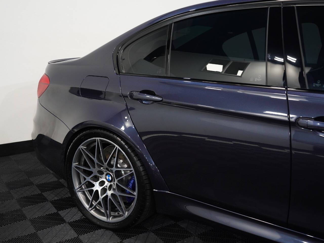 MACAO BLUE METALLIC, 2017 BMW M3 Image 15
