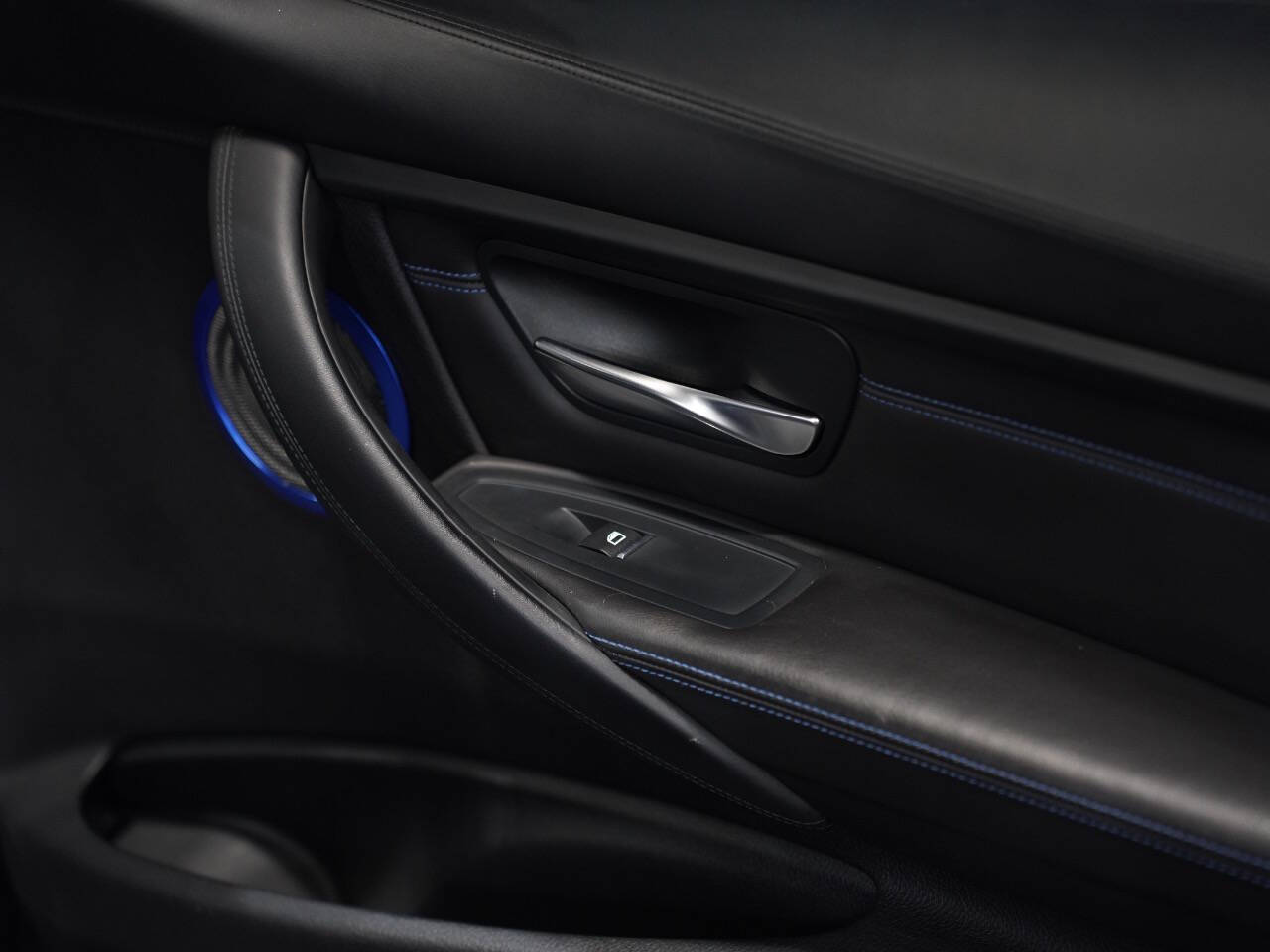 MACAO BLUE METALLIC, 2017 BMW M3 Image 24