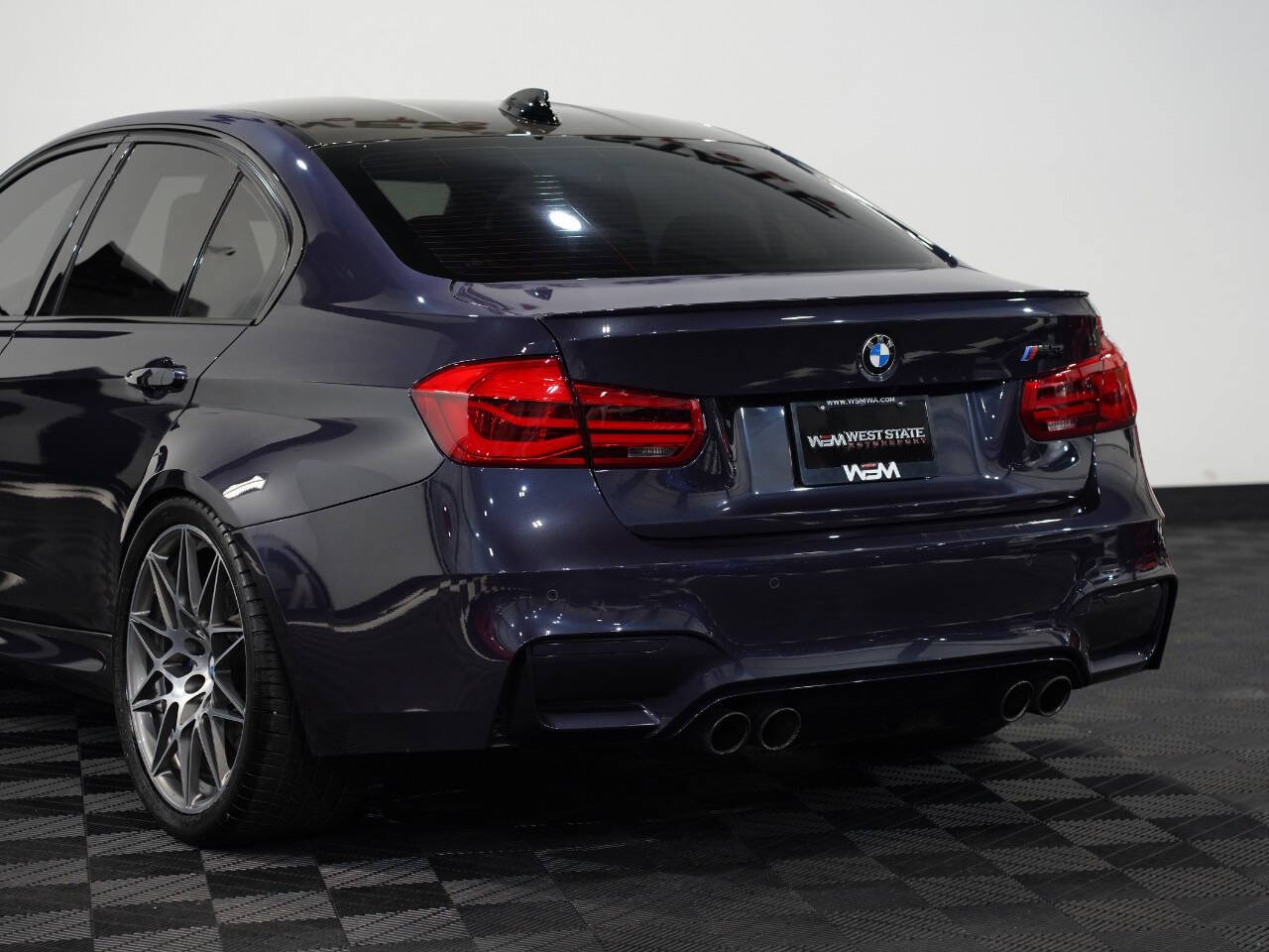 MACAO BLUE METALLIC, 2017 BMW M3 Image 17