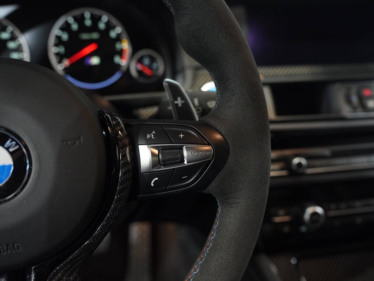 YAS MARINA BLUE, 2013 BMW M5 Image 45