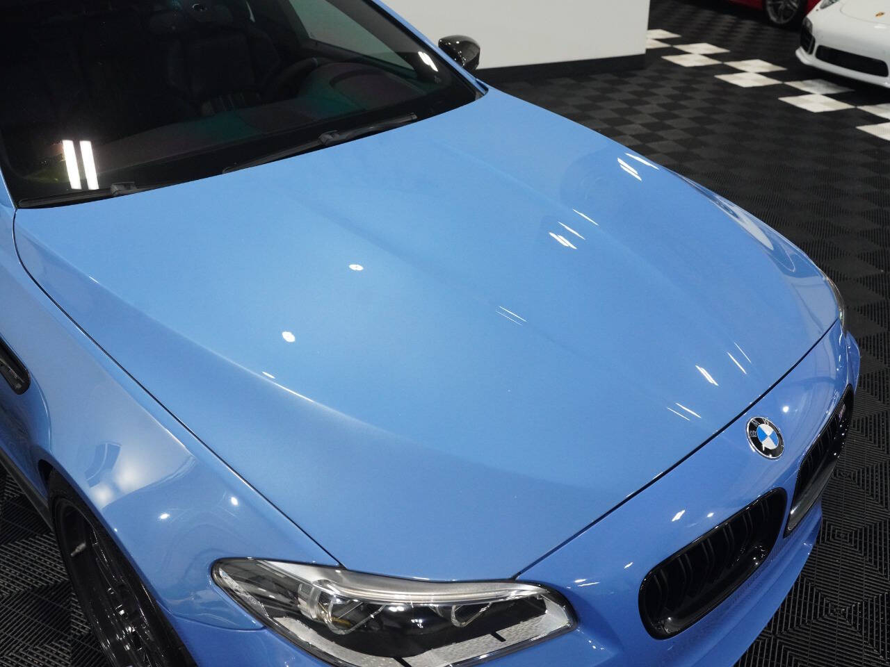 YAS MARINA BLUE, 2013 BMW M5 Image 12