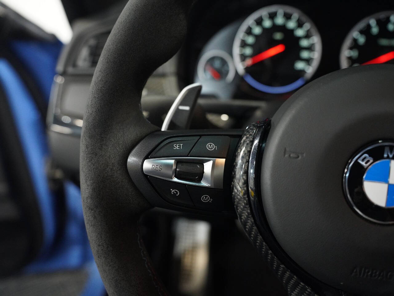 YAS MARINA BLUE, 2013 BMW M5 Image 44