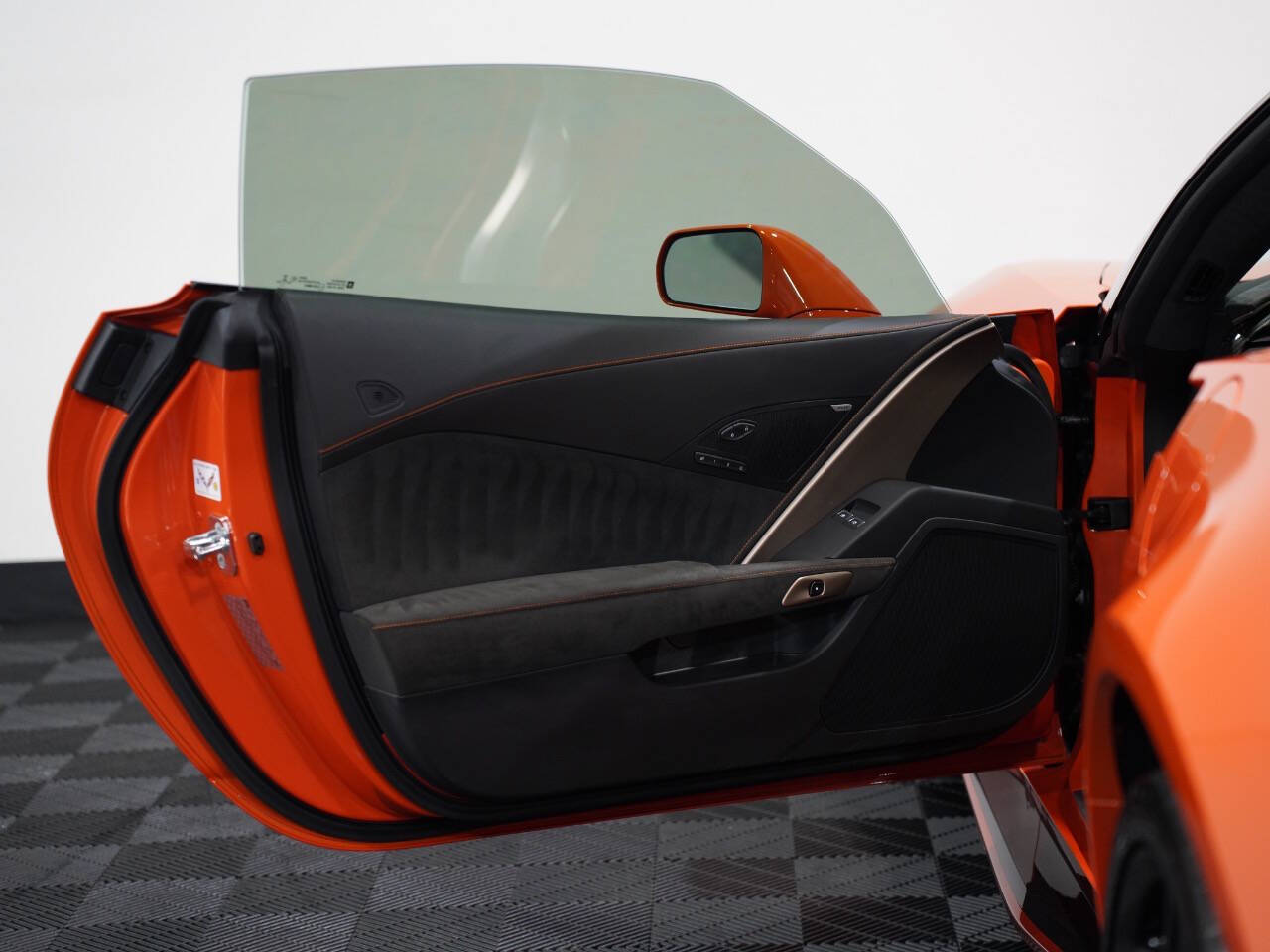 SEBRING ORANGE TINTCOAT, 2019 CHEVROLET CORVETTE Image 29