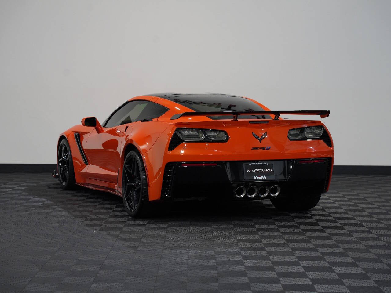 SEBRING ORANGE TINTCOAT, 2019 CHEVROLET CORVETTE Image 8